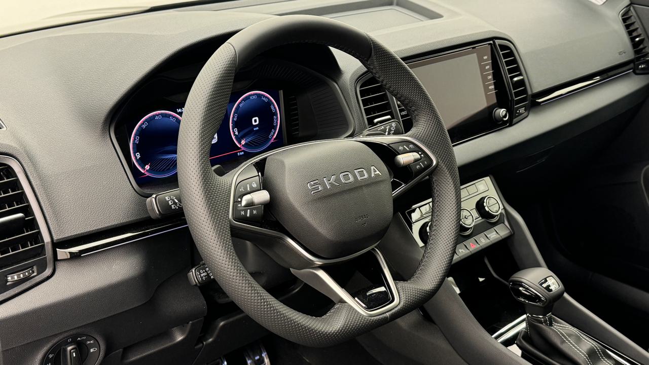 SKODA Karoq 2.0 TSI SportLine 4x4 DSG-image-6