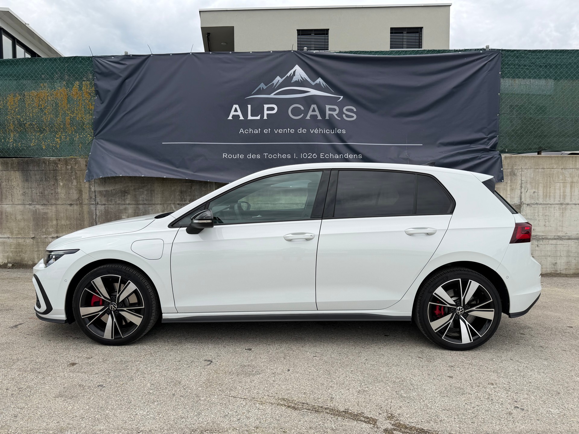 VW Golf 1.4 TSI PHEV GTE-image-1