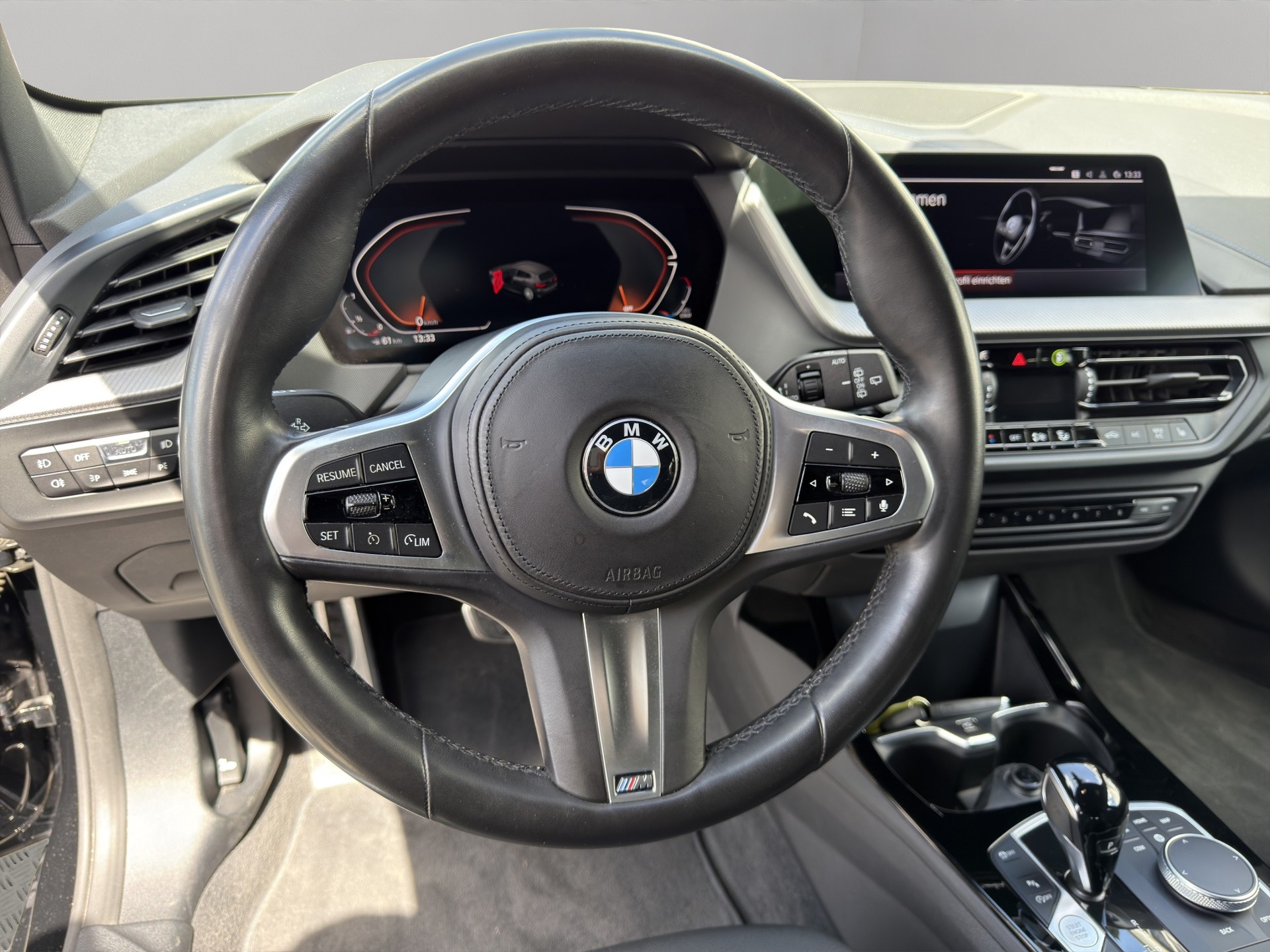 BMW 118i Pure M Sport Steptronic-image-11
