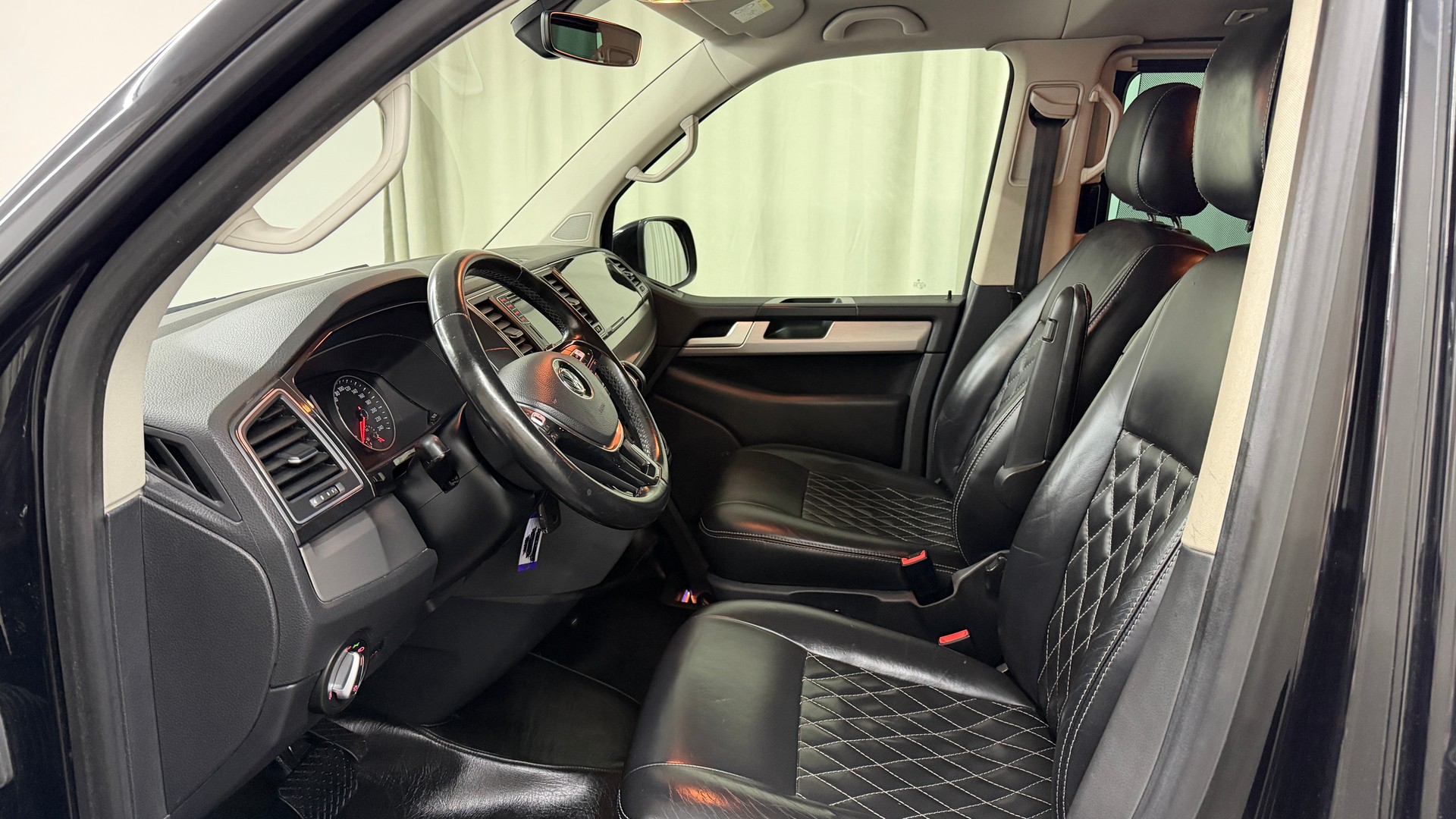 VW T6 Multivan 2.0 Bi-TDI Comfortline 4Motion DSG-image-6
