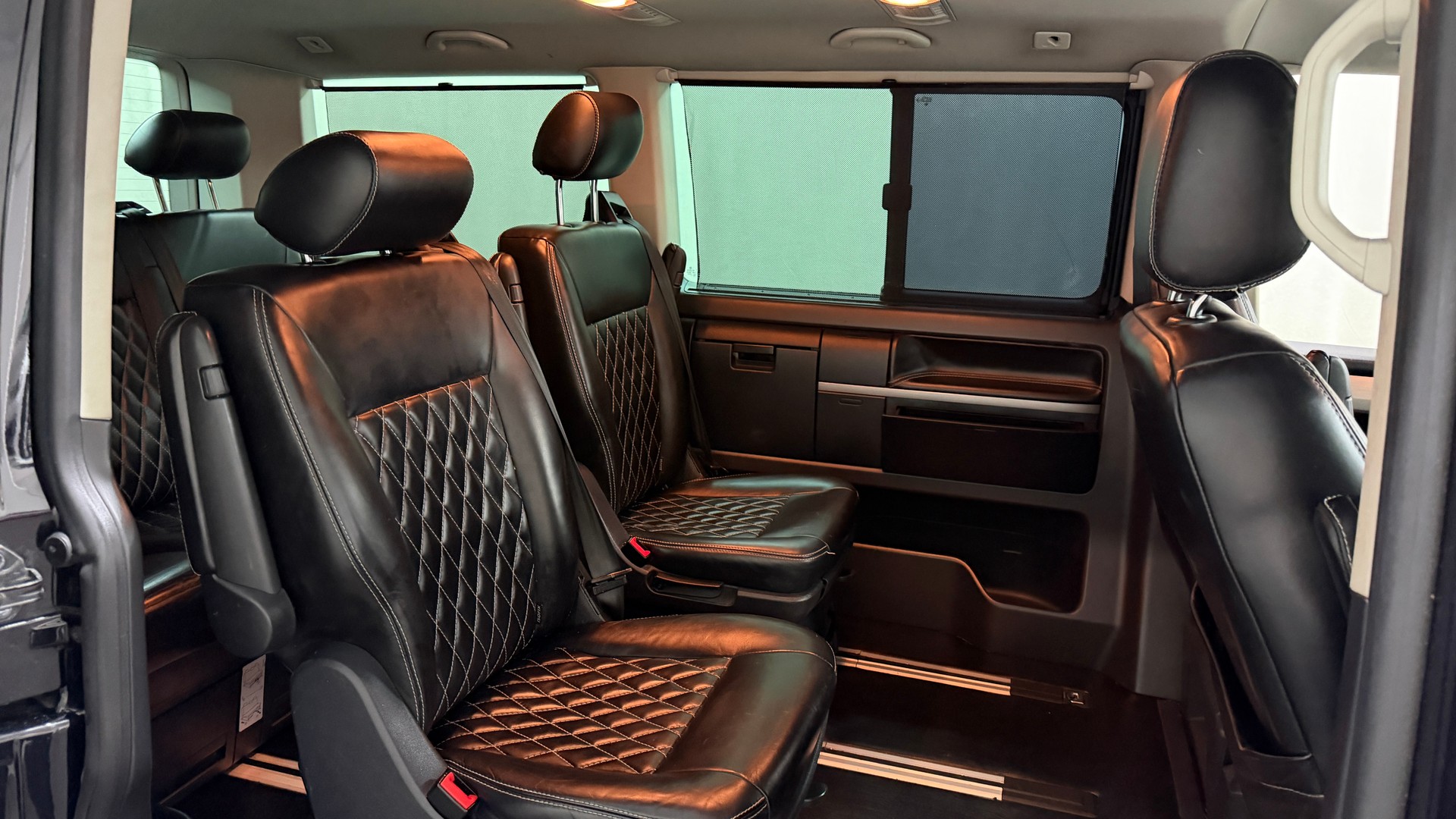 VW T6 Multivan 2.0 Bi-TDI Comfortline 4Motion DSG-image-7