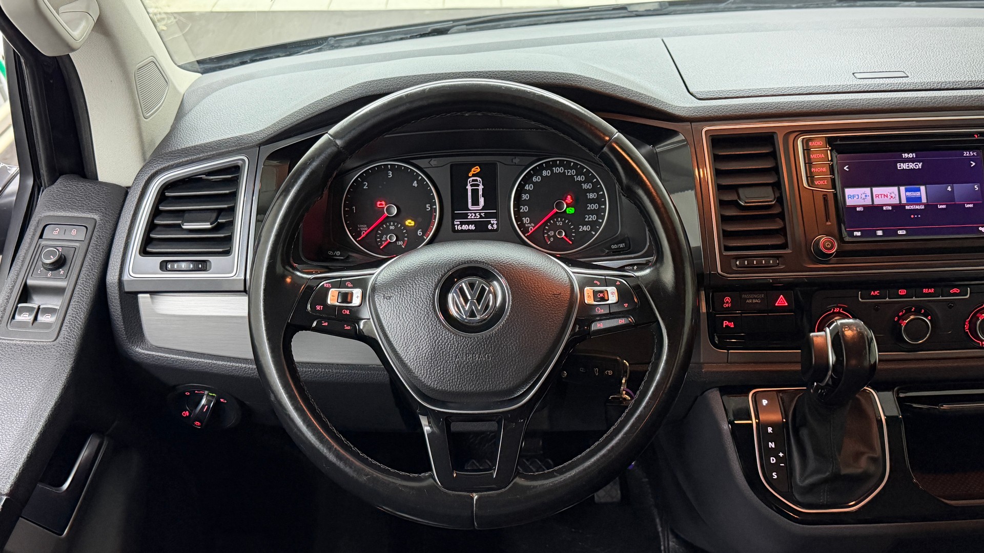 VW T6 Multivan 2.0 Bi-TDI Comfortline 4Motion DSG-image-10