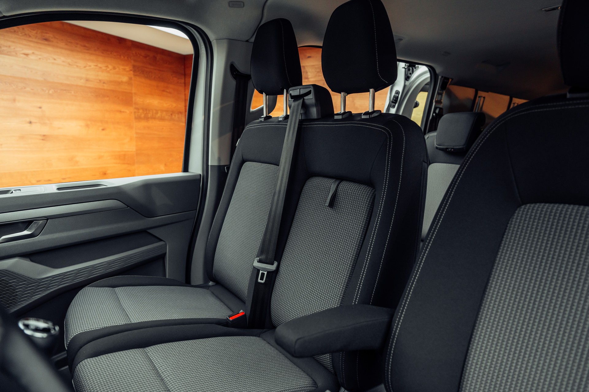 VW Multivan 2.0 TDI Lang-image-7