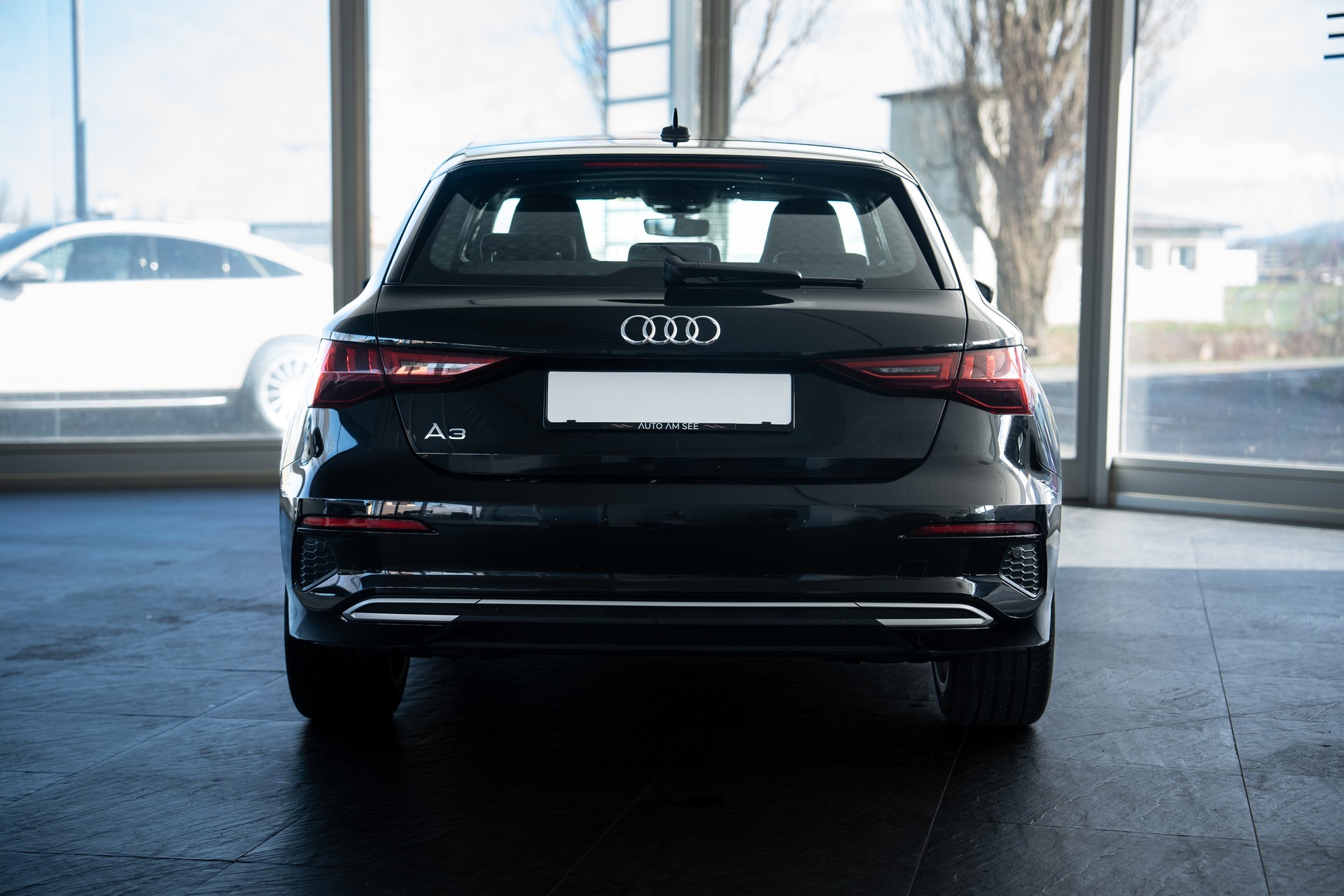 AUDI A3 Sportback 1.5 35 TFSI Advanced S-Tronic-image-2