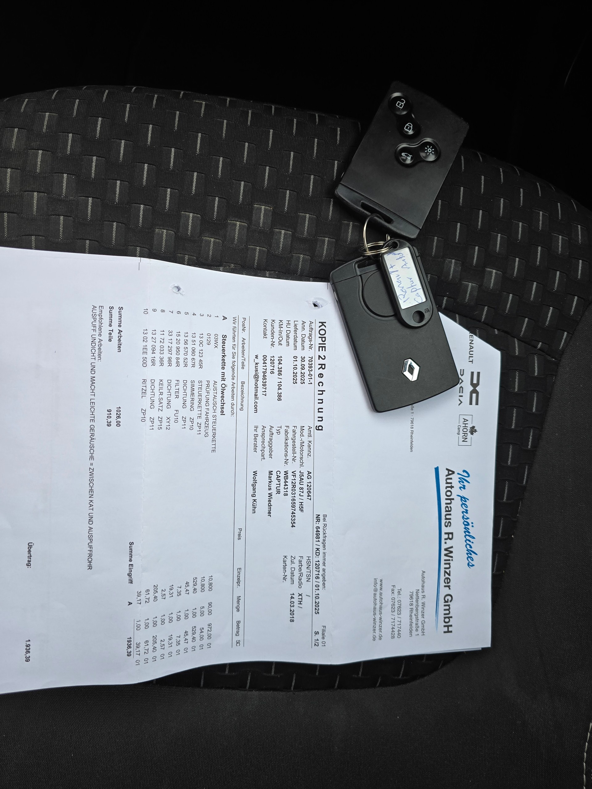 RENAULT Captur 1.2 T 16V Intens-image-24