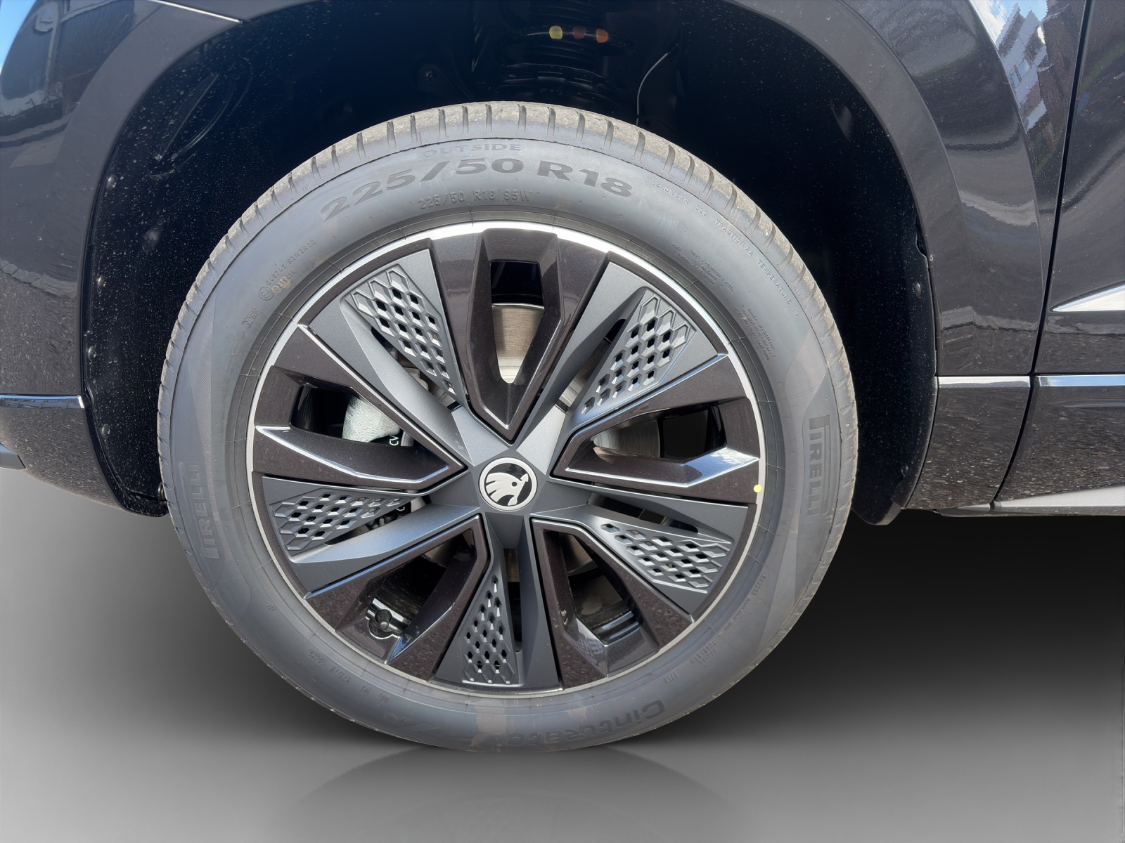 SKODA Karoq Dynamic Netto Limited Edition 2.0TSI 190PS 7DSG 4X4-image-12