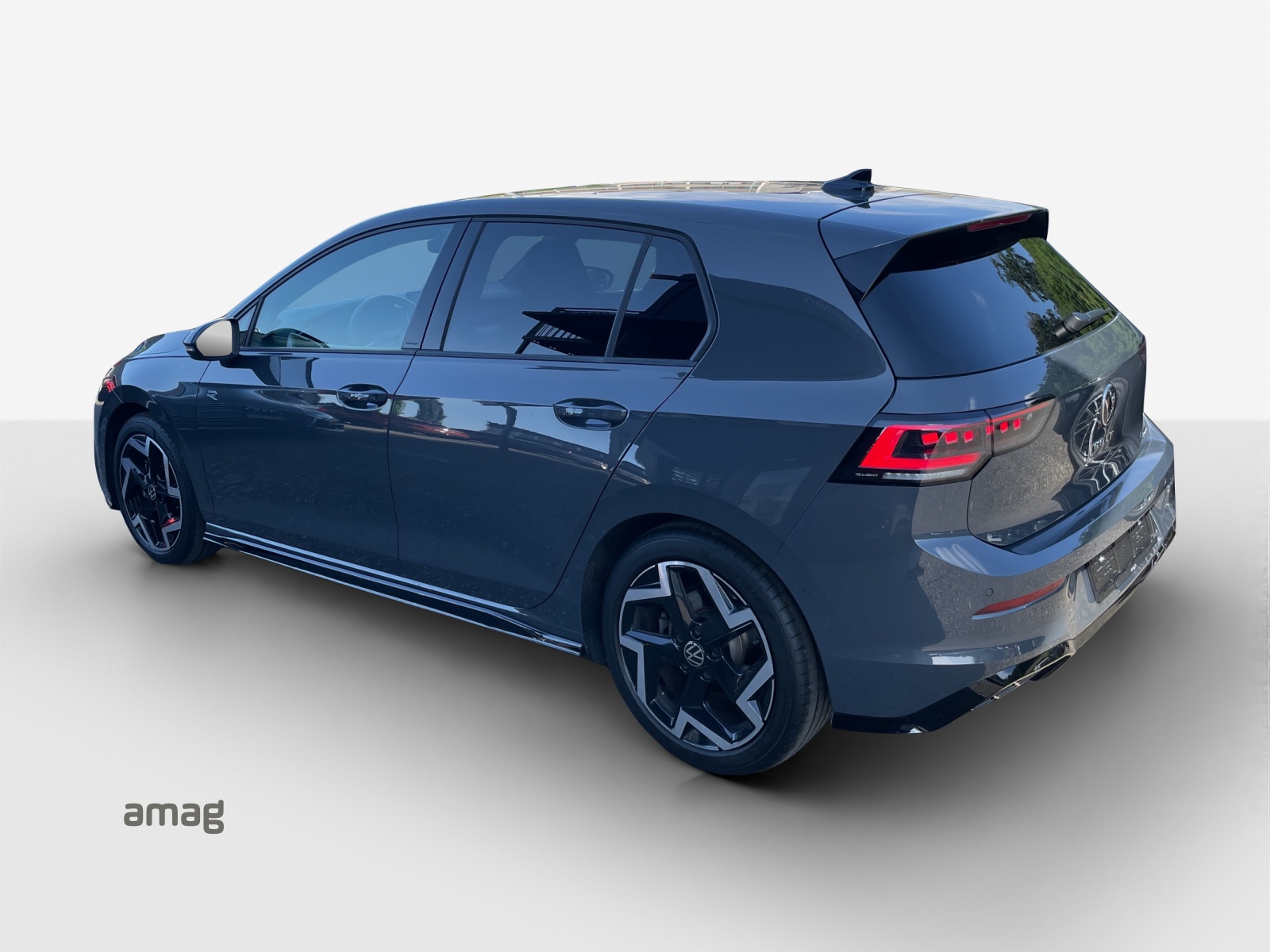 VW Golf 2.0 TSI R-Line DSG 4 Motion-image-2