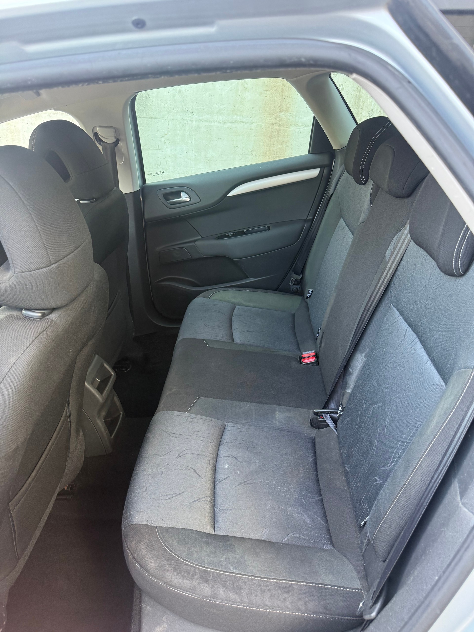 CITROEN C4 Berline 1.6 VTi Séduction || Frisch ab MFK-image-12