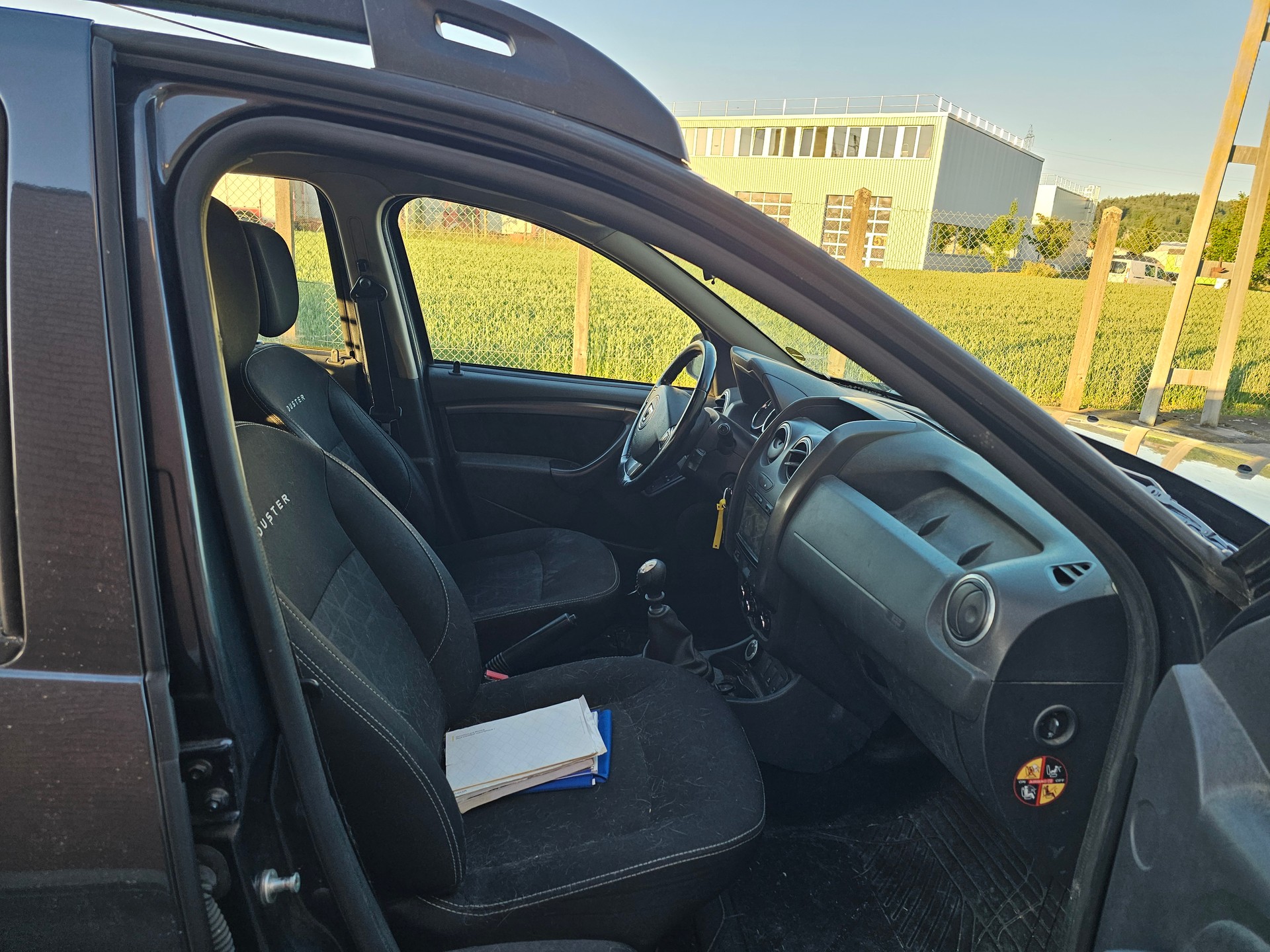 DACIA Duster 1.5 dCi Celebration 4x4-image-10