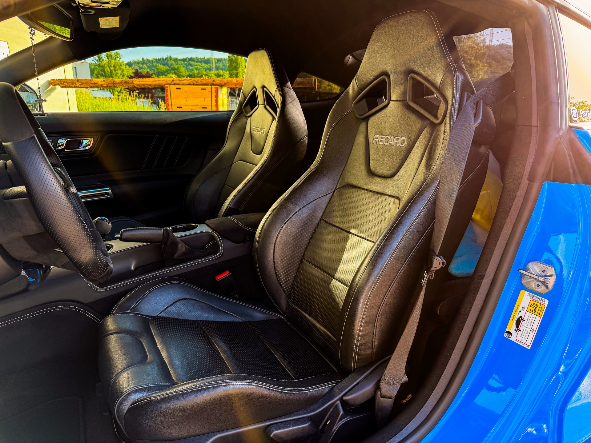 FORD 5.0 V8 GT Blue Ed.-image-4