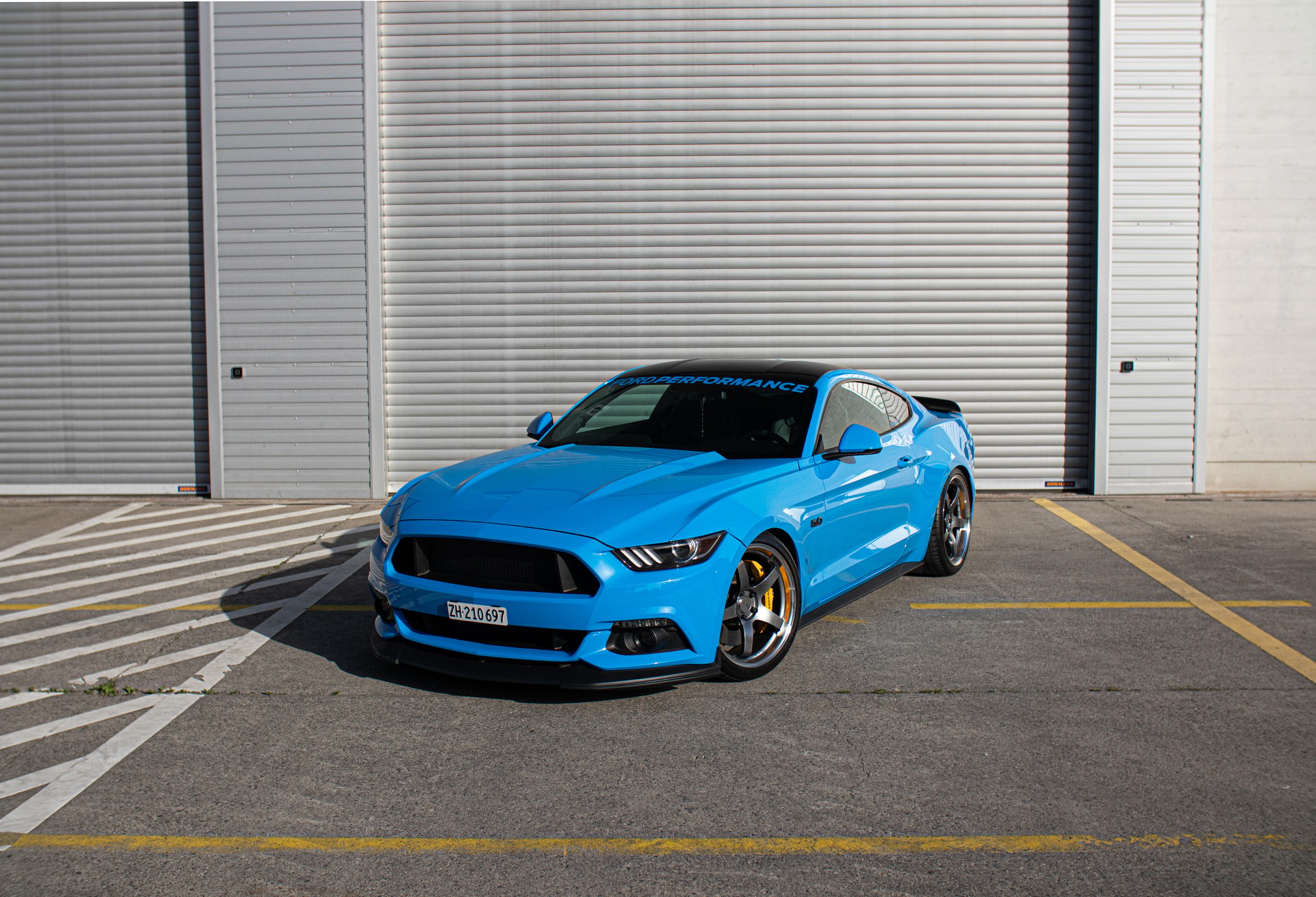FORD 5.0 V8 GT Blue Ed.-image-0