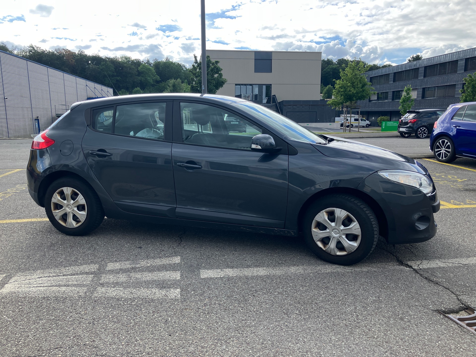 RENAULT Mégane 1.6 16V Bose-image-3