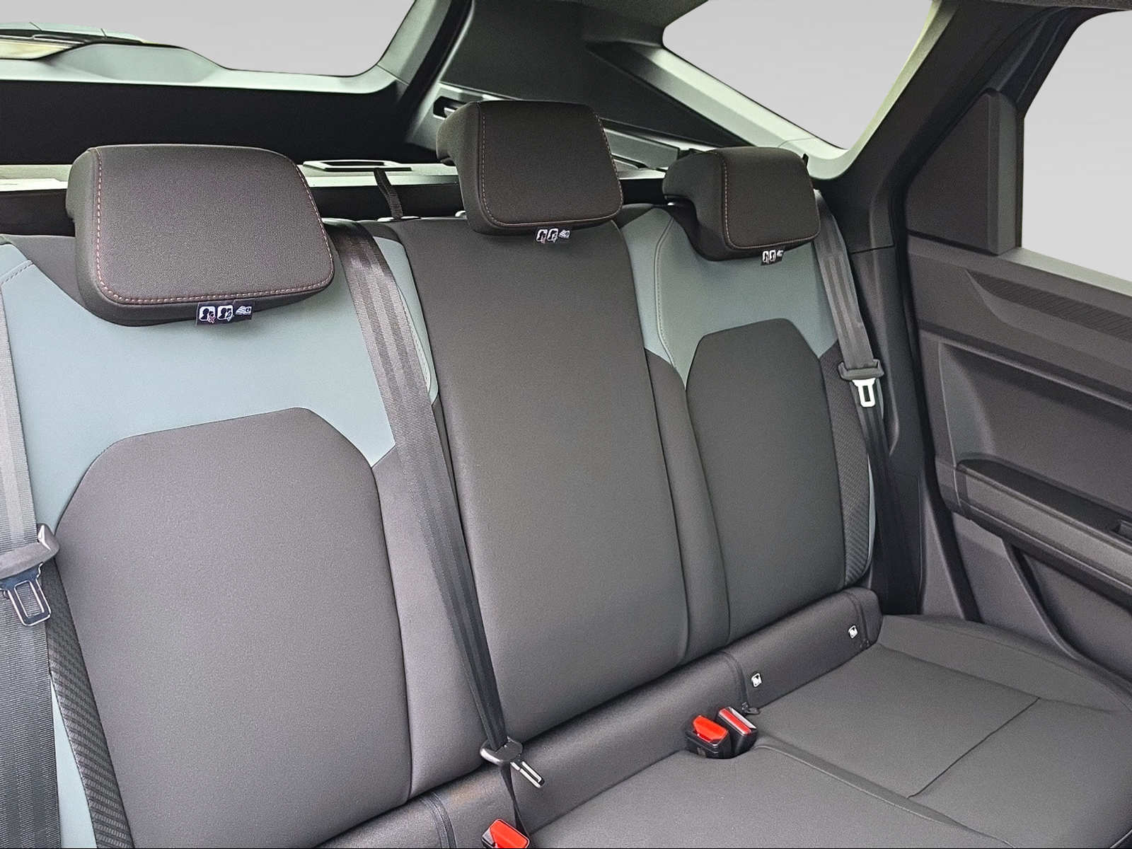 DACIA BIGSTER extreme hybrid 155-image-11