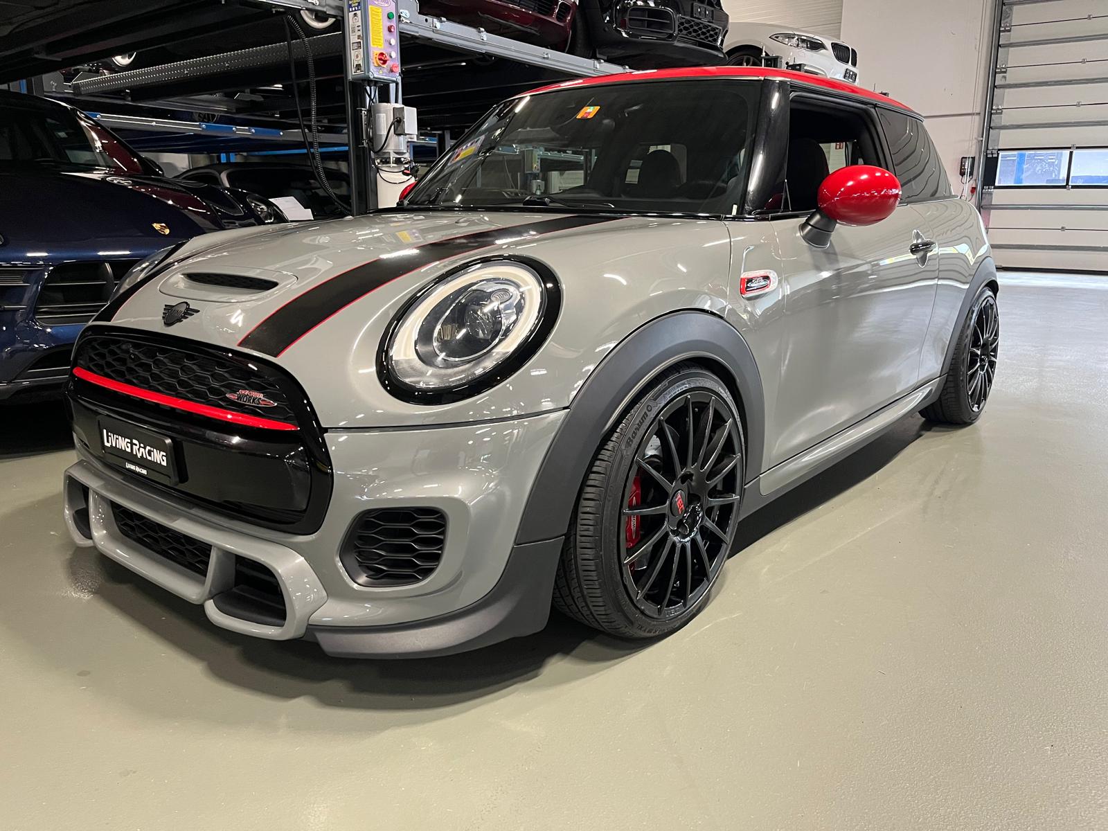 MINI Cooper John Cooper Works Steptronic-image-1