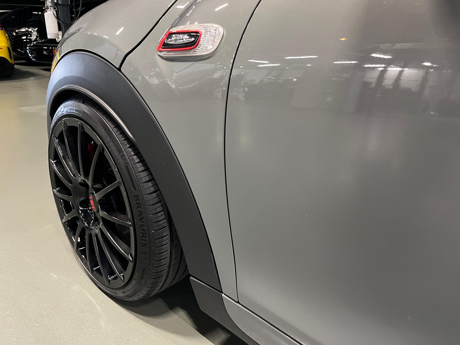 MINI Cooper John Cooper Works Steptronic-image-7