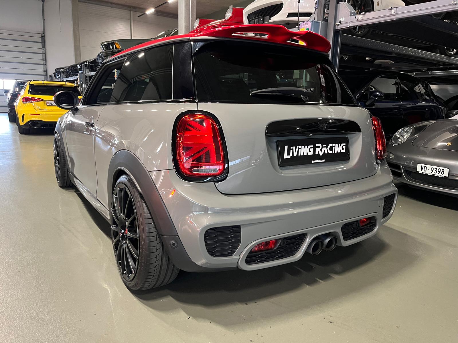 MINI Cooper John Cooper Works Steptronic-image-2