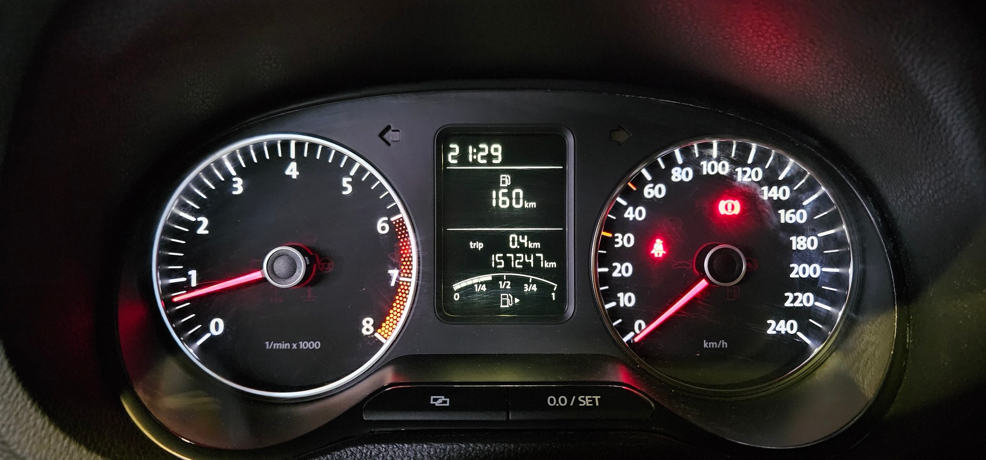 VW Polo 1.4 16V Comfortline-image-23