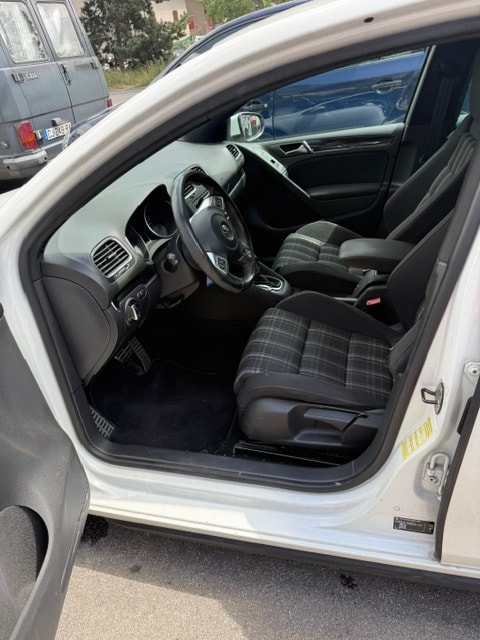 VW Golf 2.0 TSI GTI Team DSG-image-6