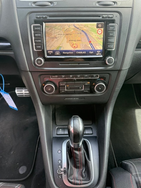 VW Golf 2.0 TSI GTI Team DSG-image-8
