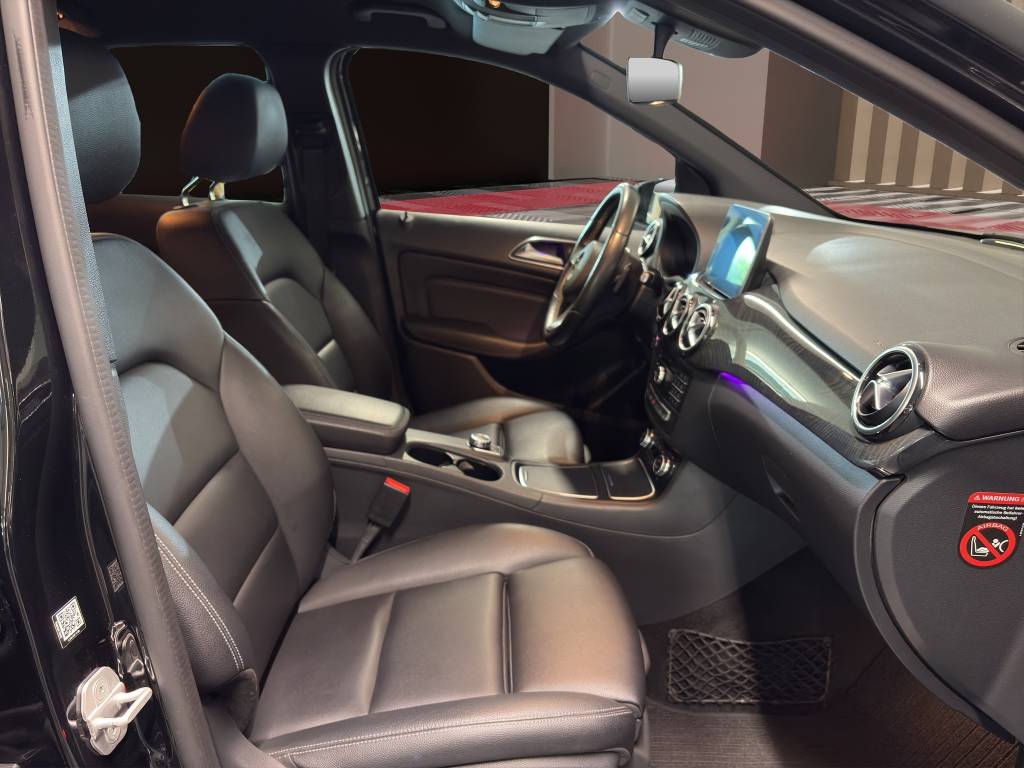 MERCEDES-BENZ B 220 CDI Swiss Star Edition Urban 4Matic 7G-DCT-image-6