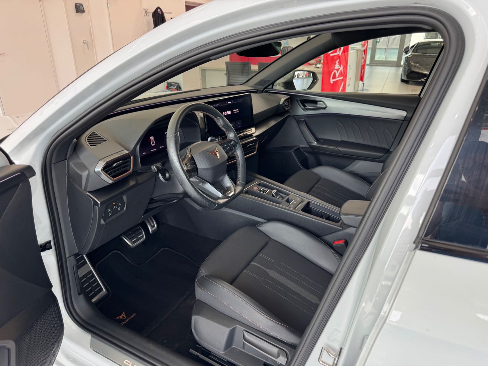 CUPRA Leon LEON VZ 2.0 TSI DSG-image-8