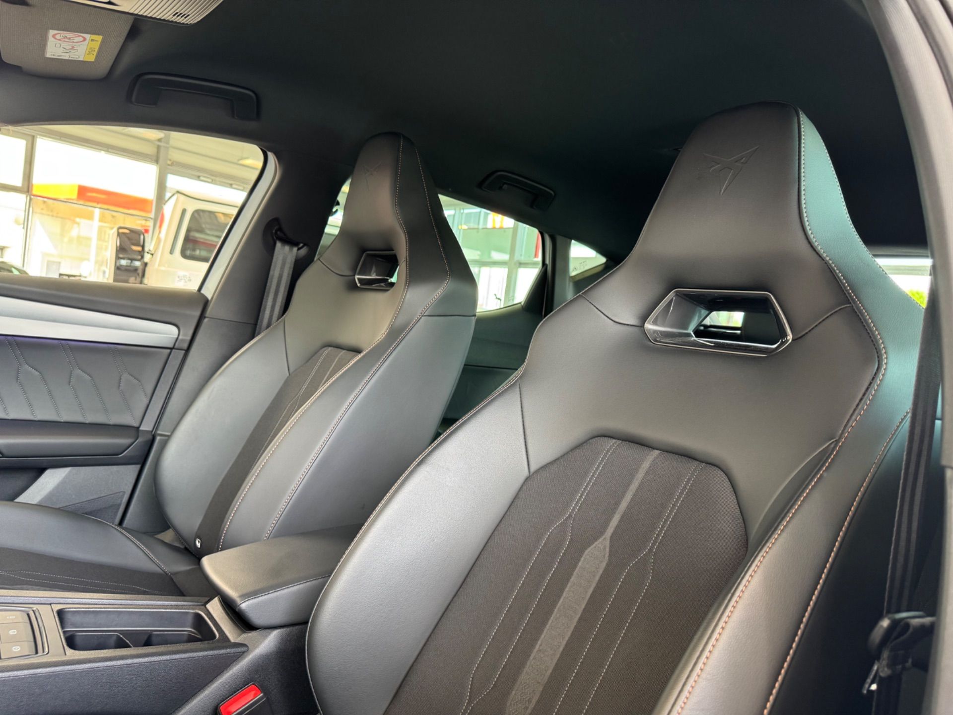 CUPRA Leon LEON VZ 2.0 TSI DSG-image-14