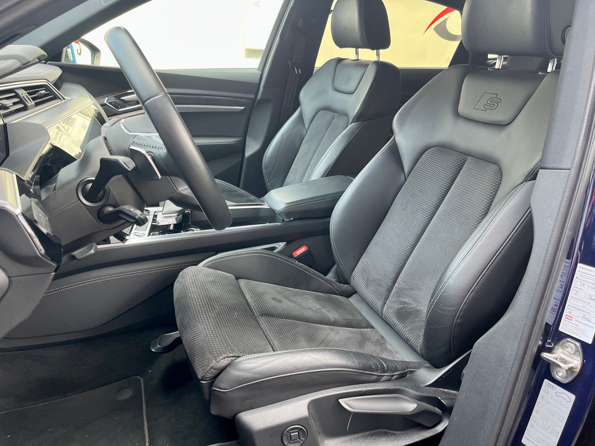 AUDI e-tron 50 Sportback S Line quattro**AHK1800 Kg**-image-16