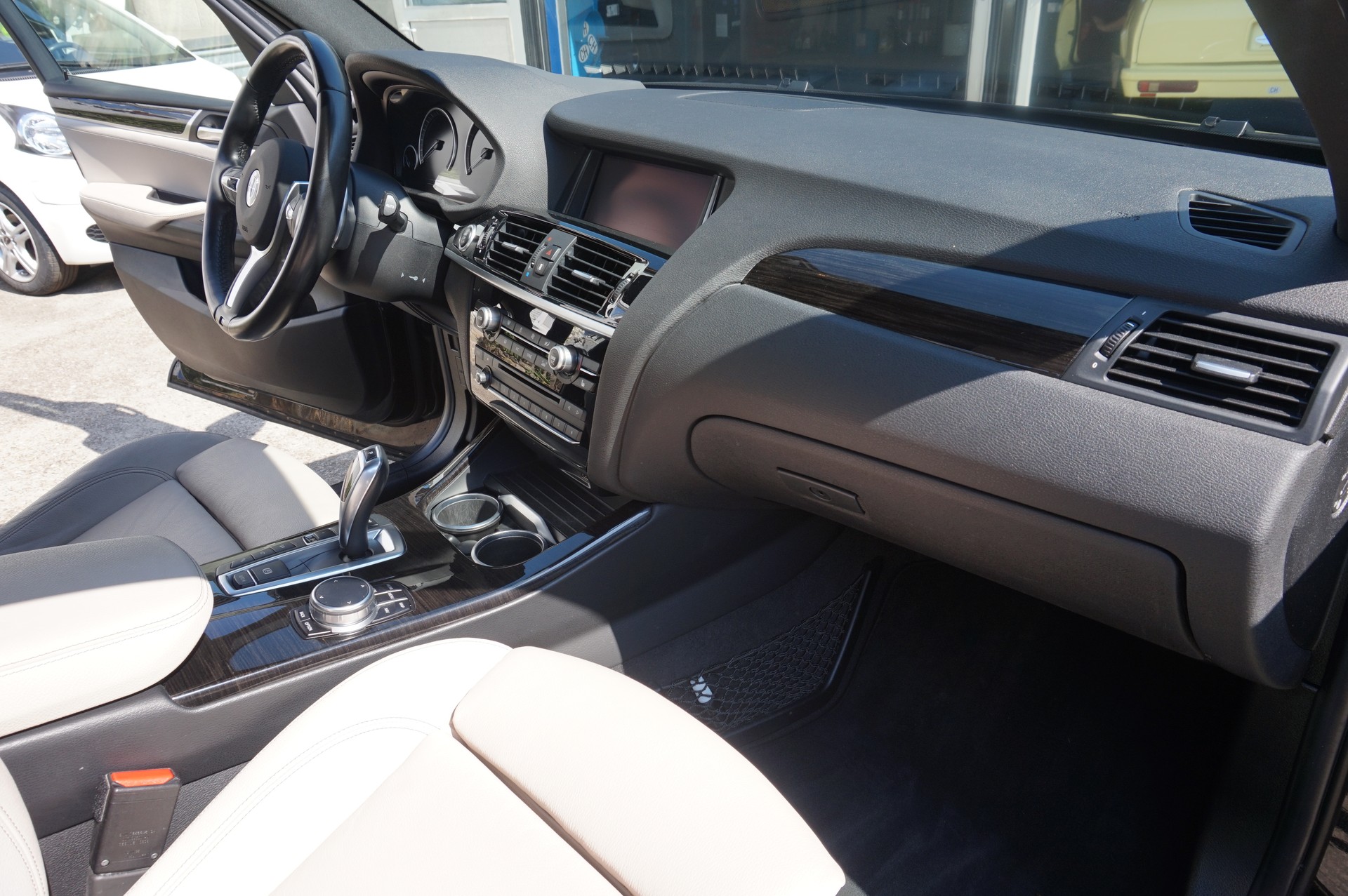 BMW X3 xDrive 20d xLine Steptronic-image-11