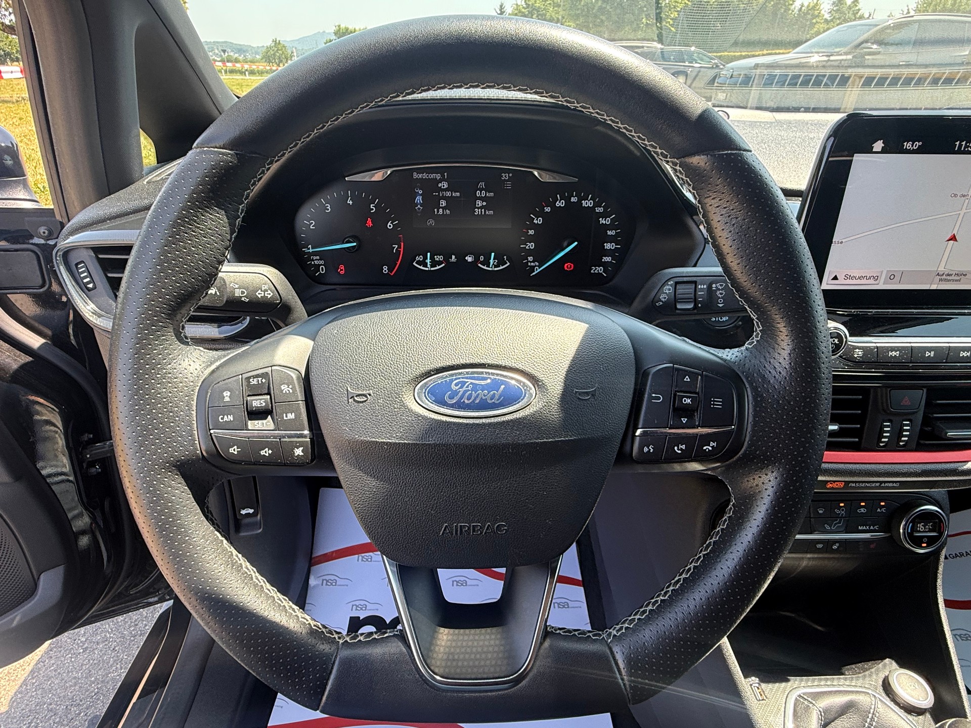 FORD Fiesta 1.0 SCTi ST Line-image-12