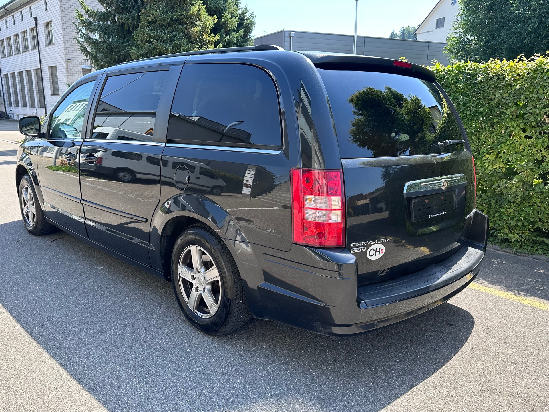 CHRYSLER Grand Voyager 2.8 CRD LX Automatic-image-2