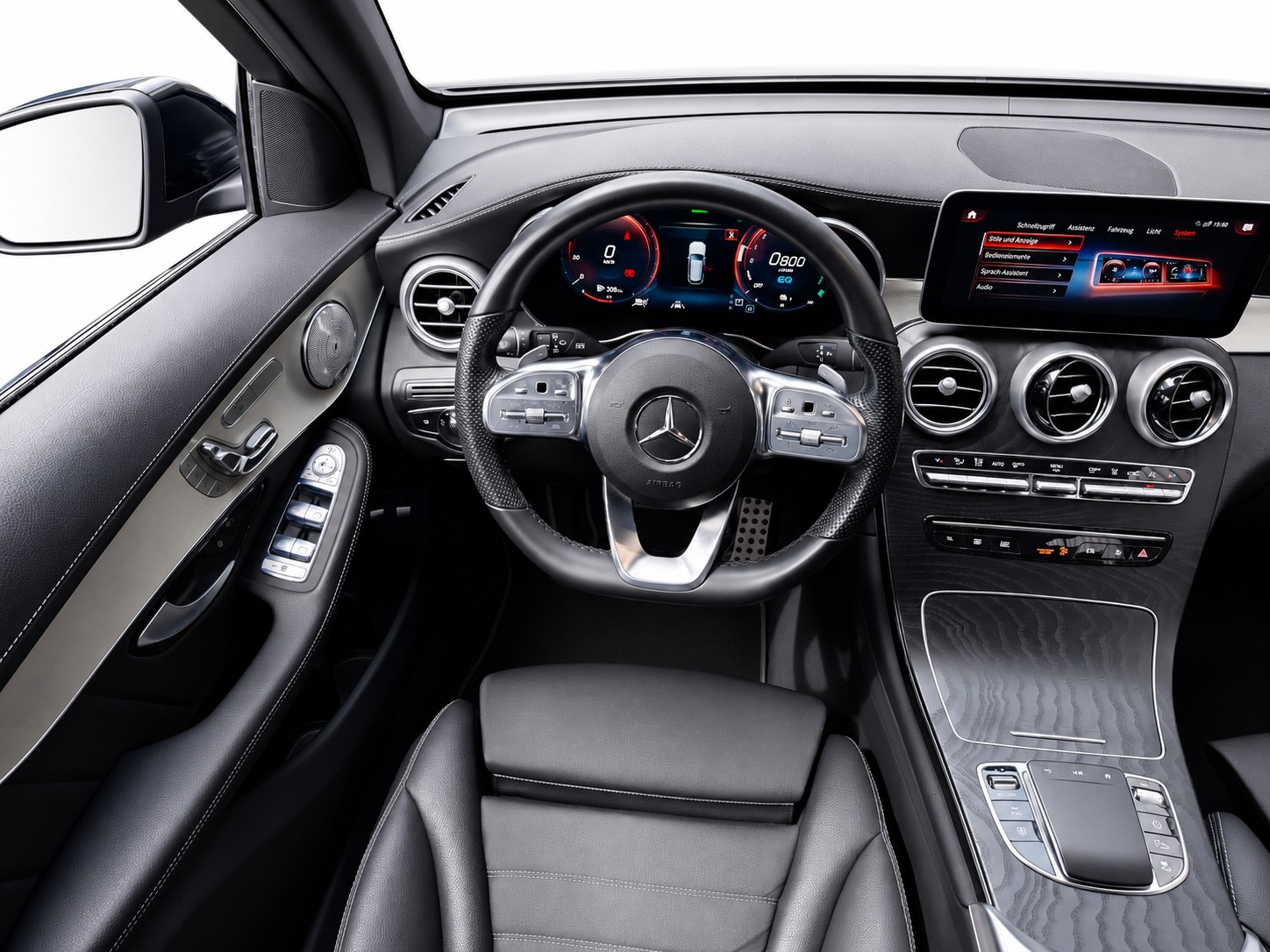 MERCEDES-BENZ GLC 300 e AMG Line 4m CH FAHRZEUG-image-12
