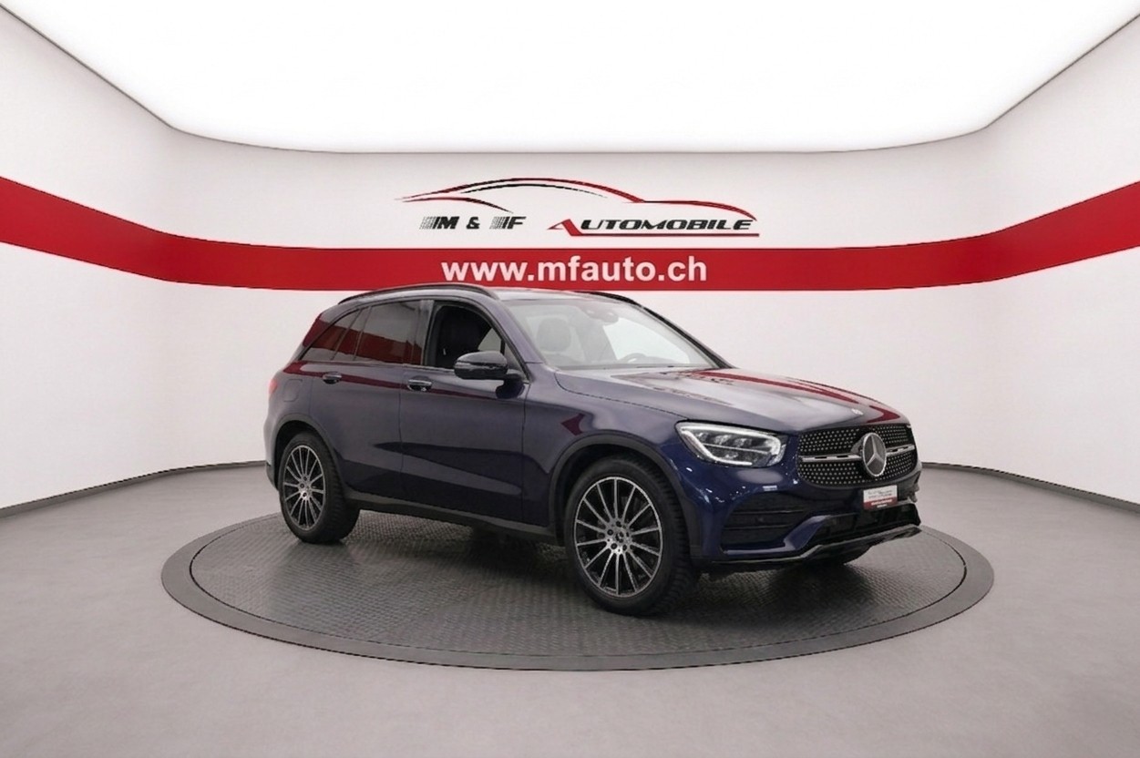 MERCEDES-BENZ GLC 300 e AMG Line 4m CH FAHRZEUG-image-1