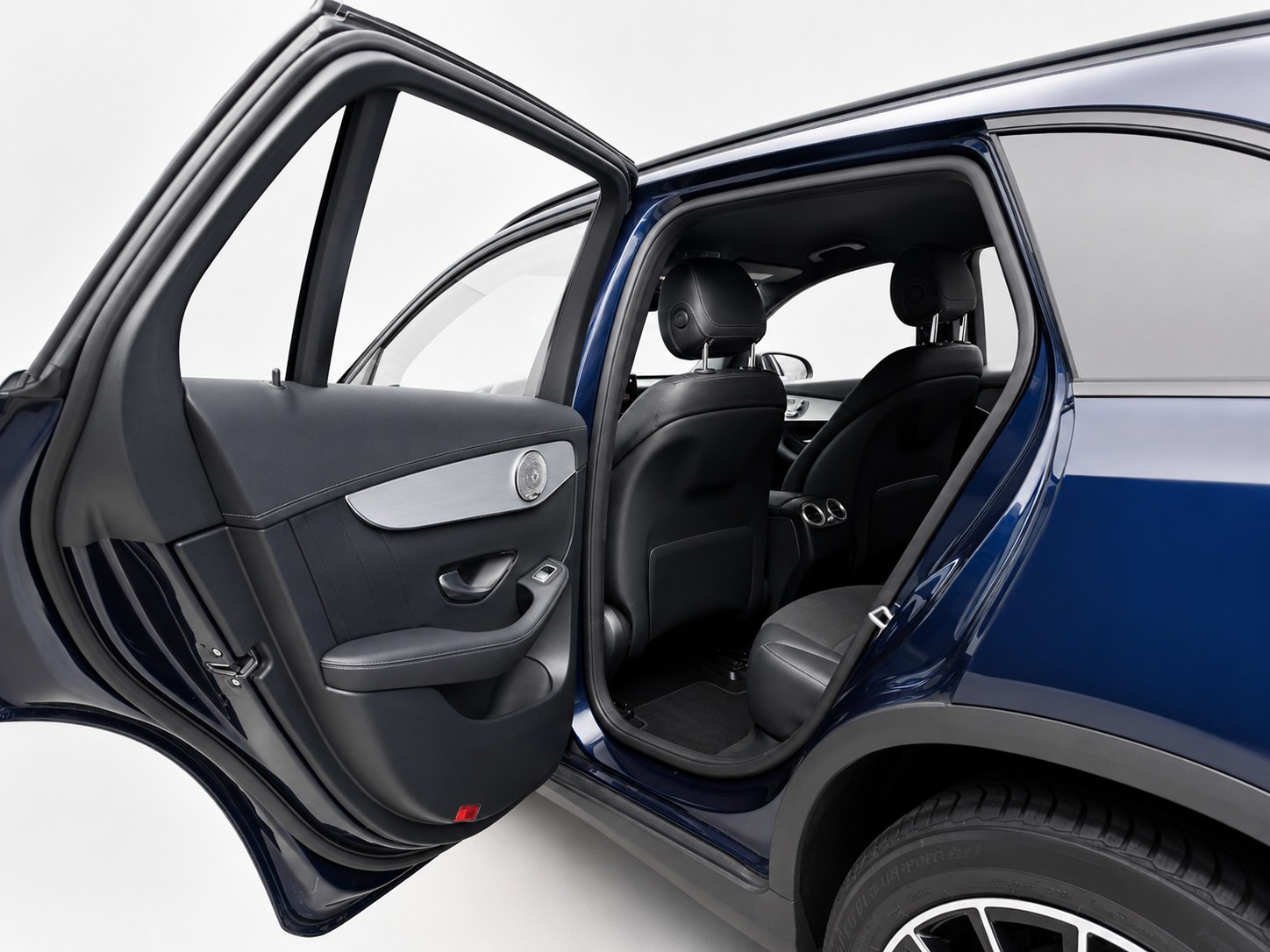 MERCEDES-BENZ GLC 300 e AMG Line 4m CH FAHRZEUG-image-14