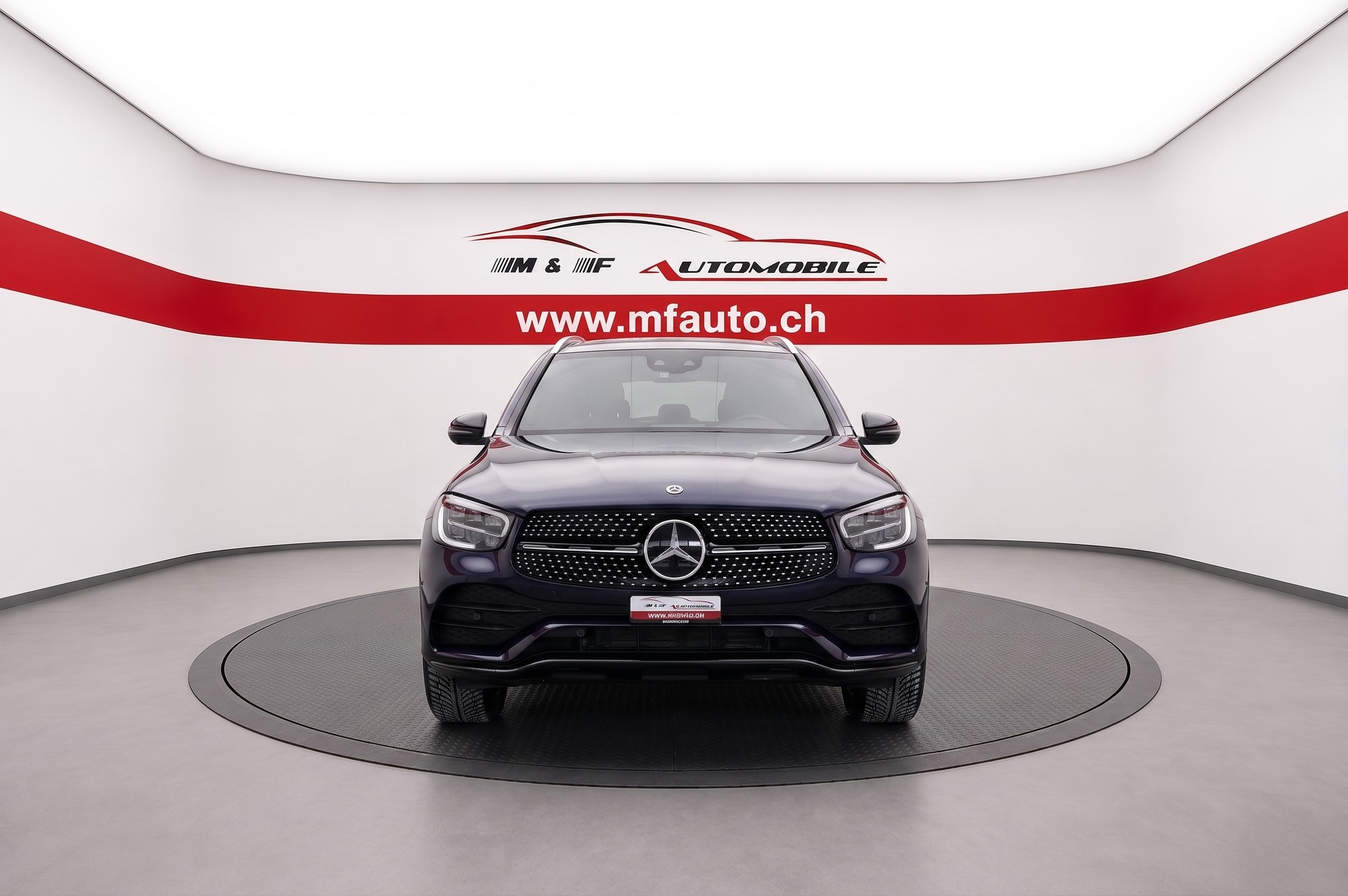 MERCEDES-BENZ GLC 300 e AMG Line 4m CH FAHRZEUG-image-2