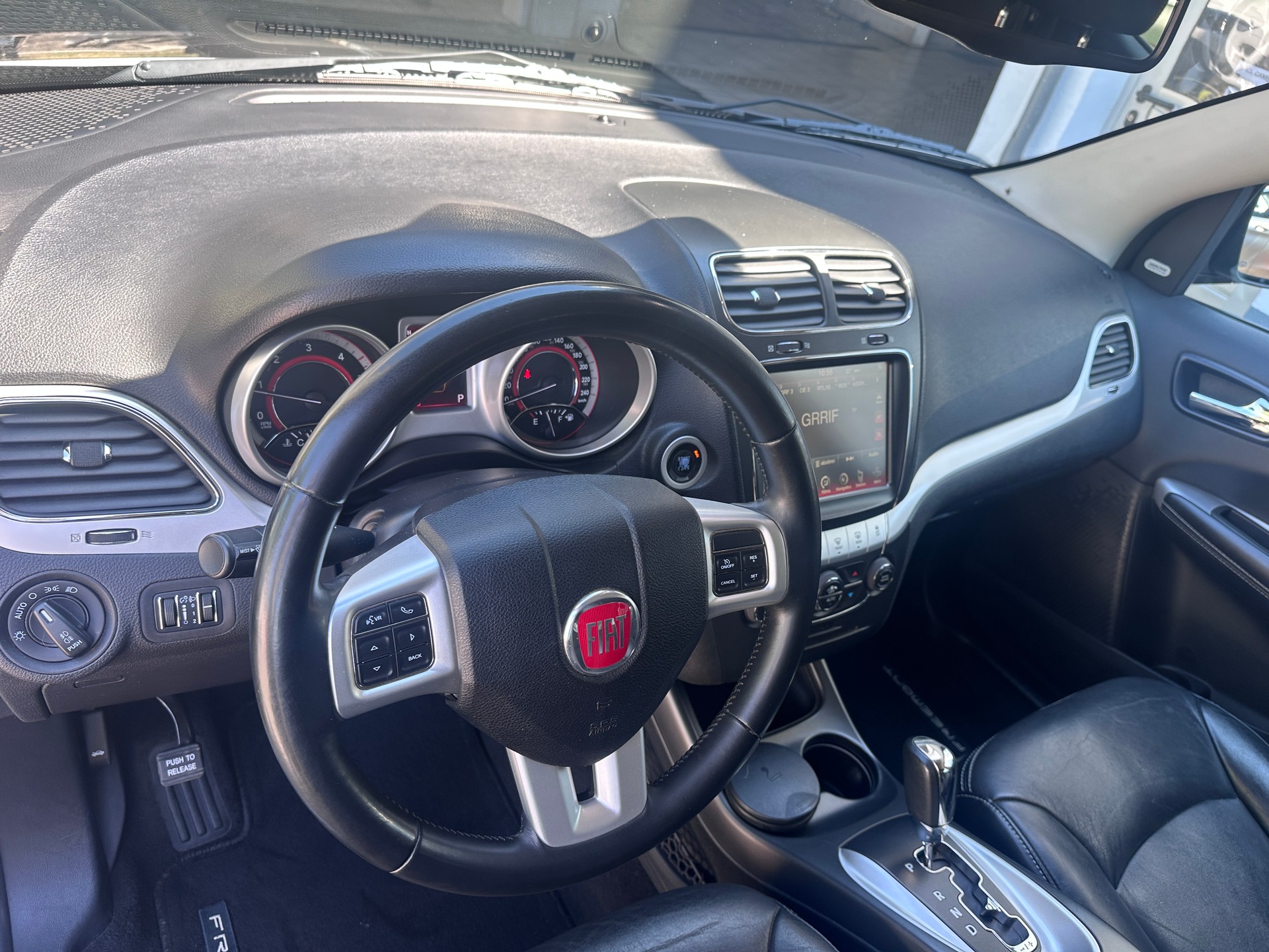 FIAT Freemont 2.0 MJ Lounge AWD Automat-image-7