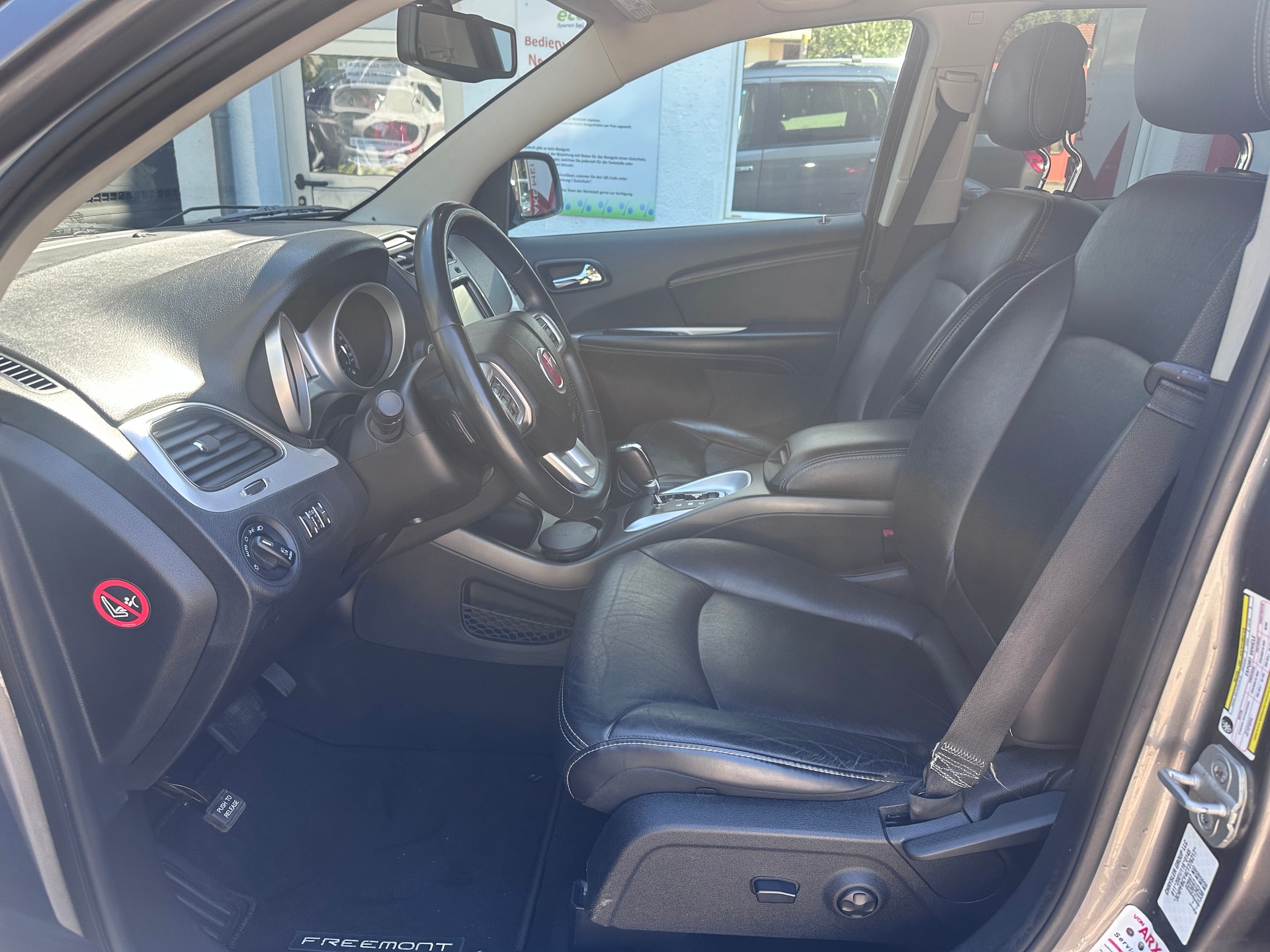 FIAT Freemont 2.0 MJ Lounge AWD Automat-image-8
