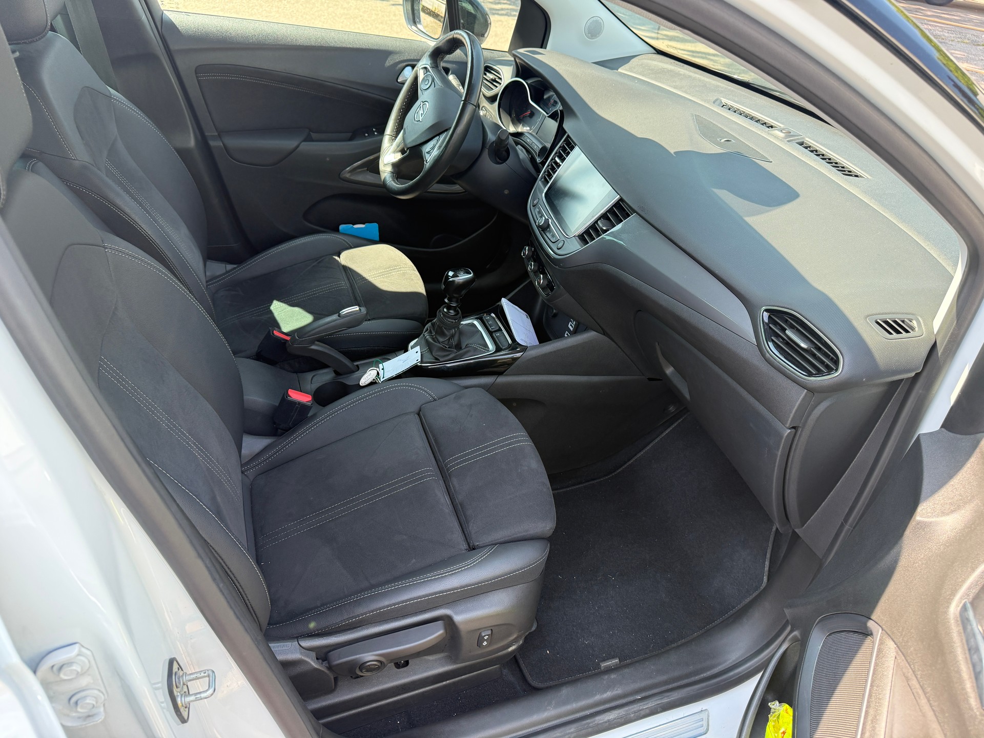 OPEL Crossland 1.2i Ultimate-image-8