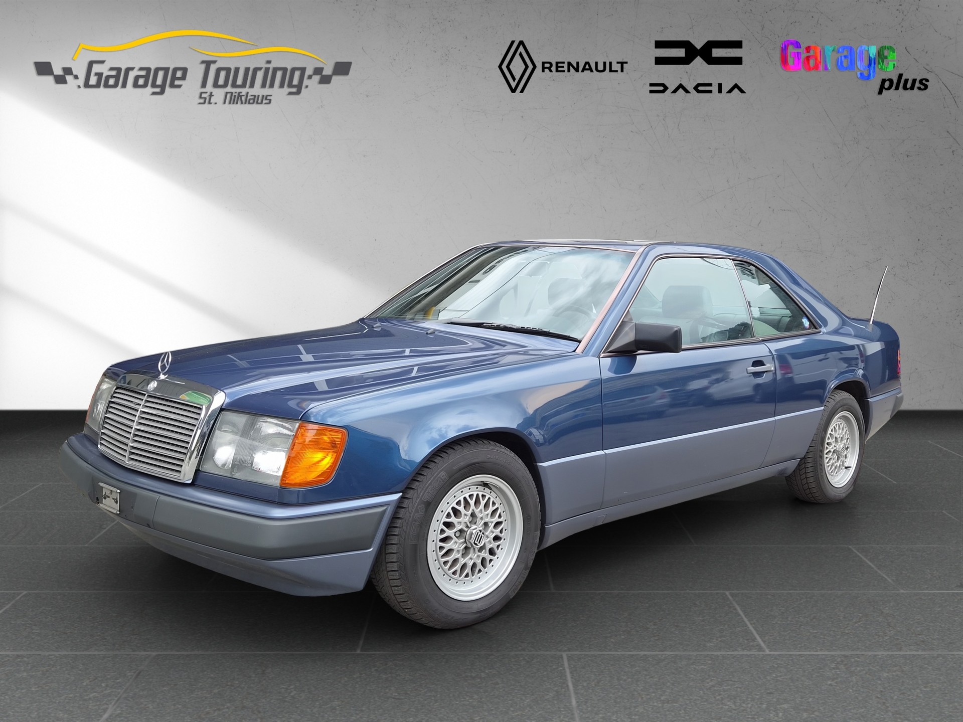 MERCEDES-BENZ 300 CE-image-0