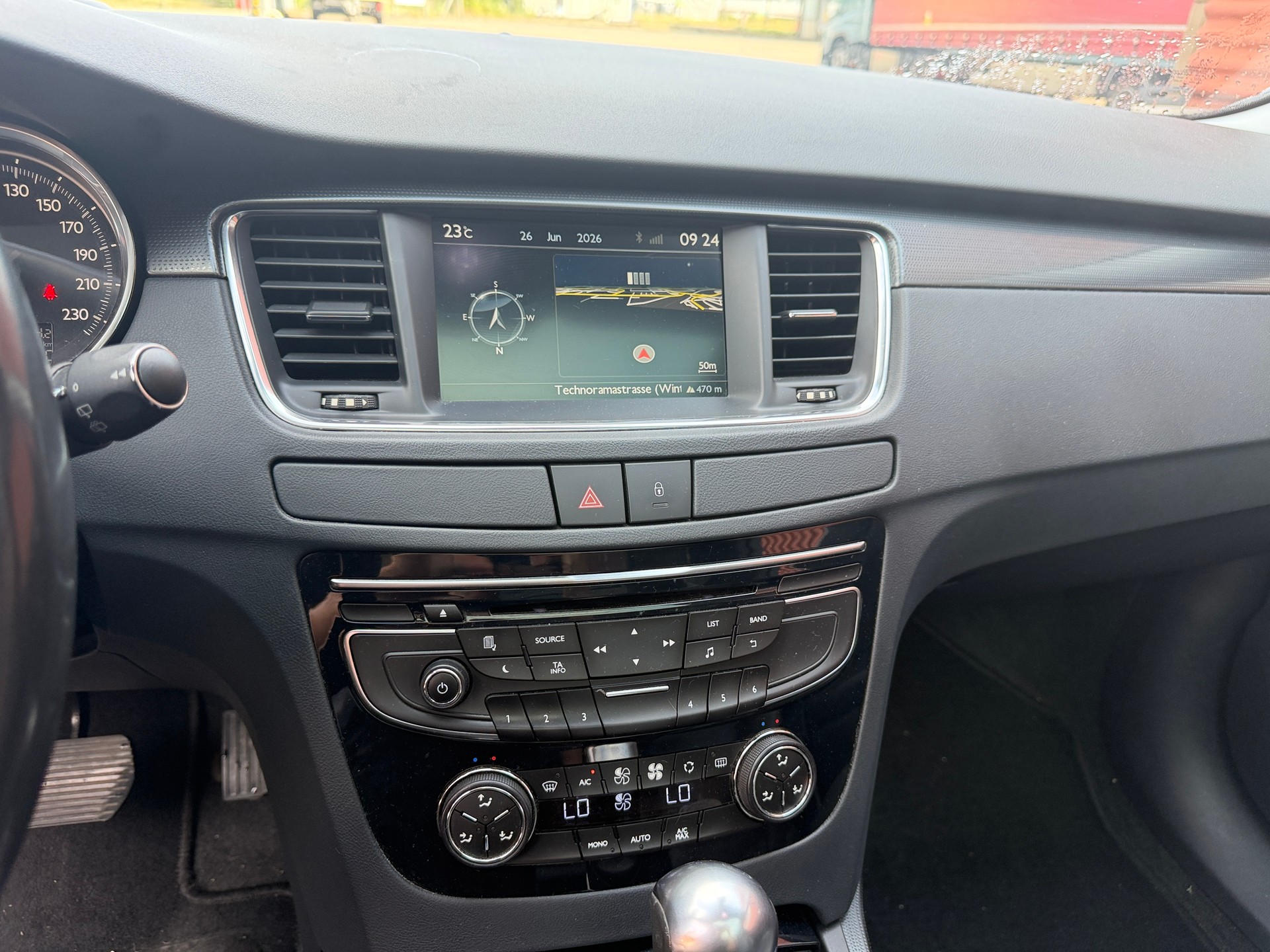PEUGEOT 508 SW 2.0 HDI Active Automatic-image-10