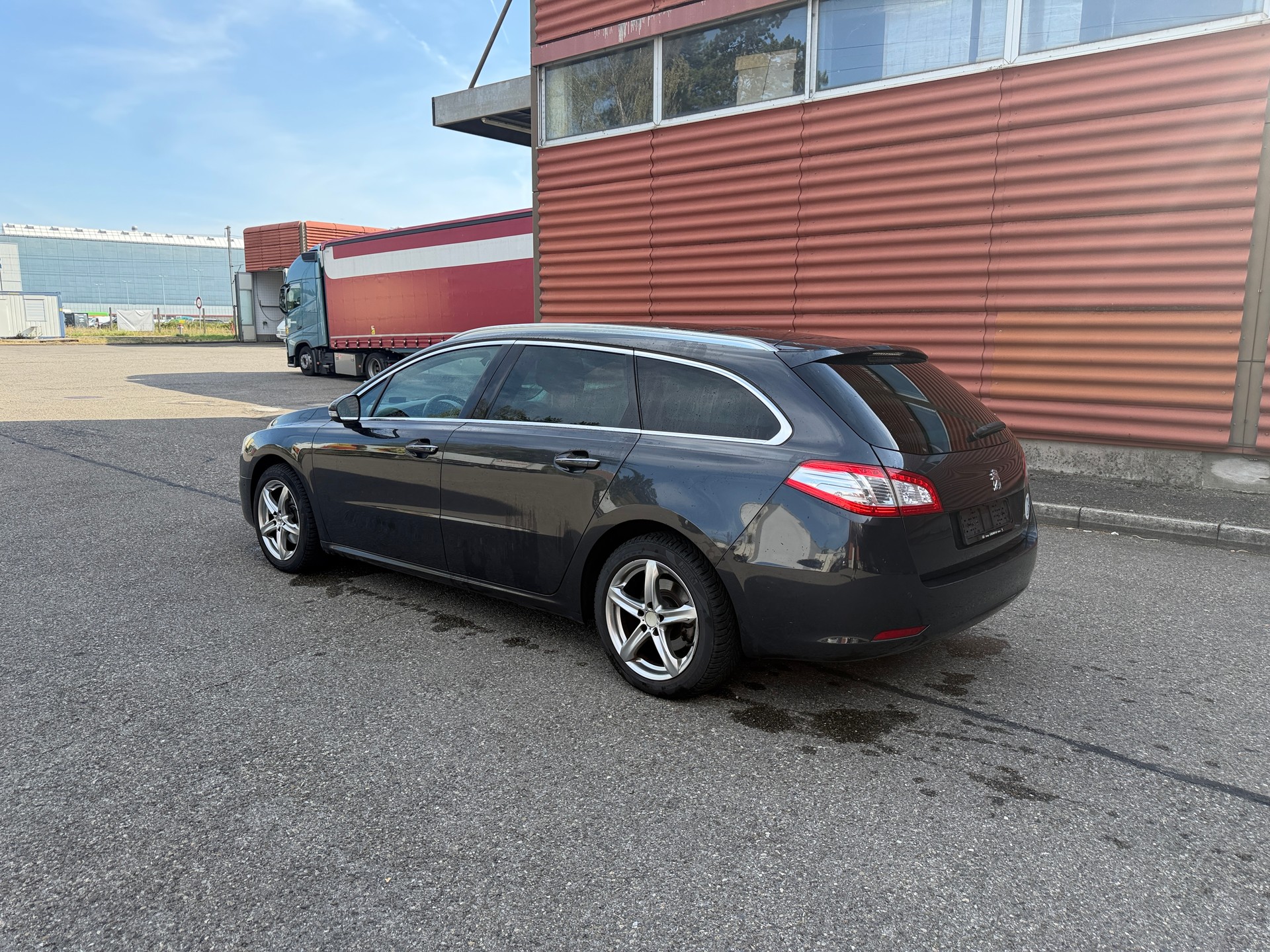 PEUGEOT 508 SW 2.0 HDI Active Automatic-image-5