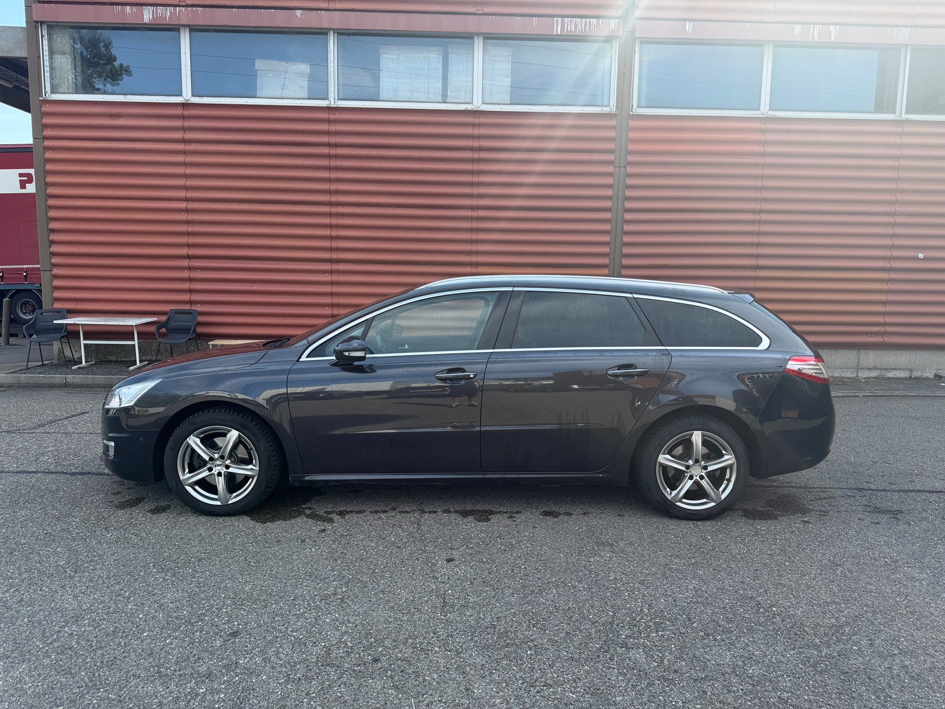 PEUGEOT 508 SW 2.0 HDI Active Automatic-image-4
