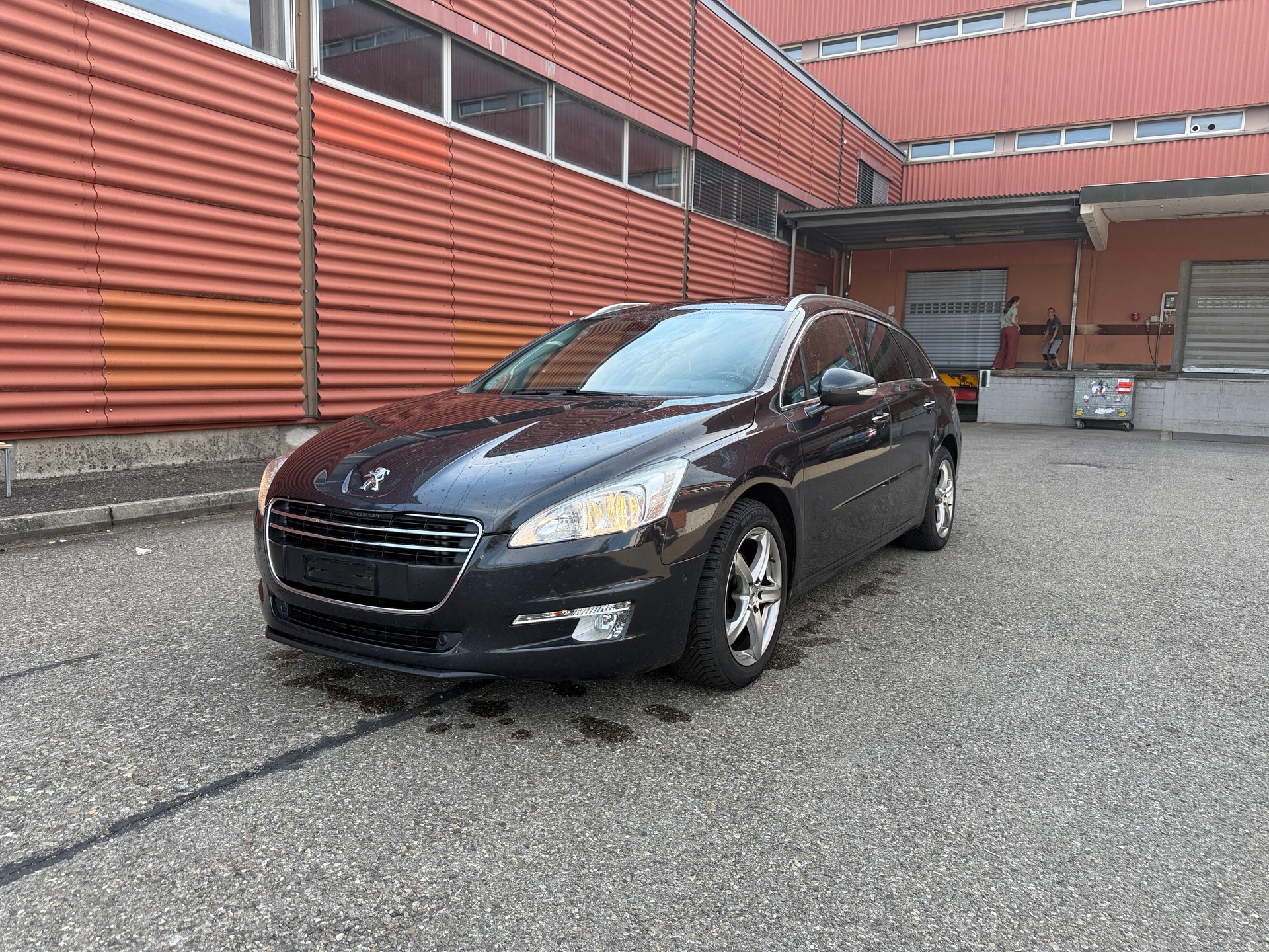 PEUGEOT 508 SW 2.0 HDI Active Automatic-image-2