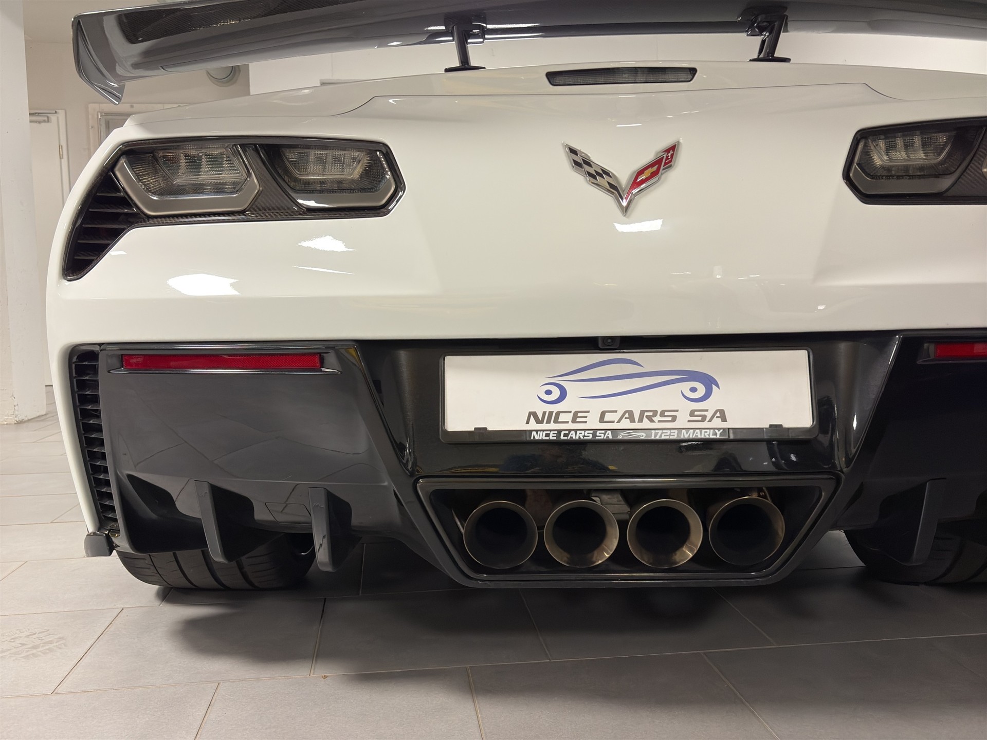 CHEVROLET Corvette ZR1-image-30