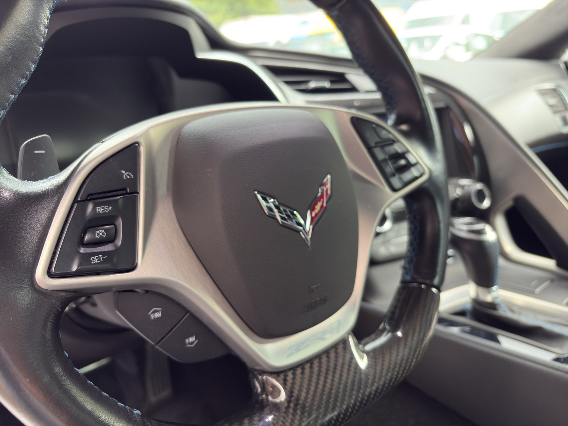 CHEVROLET Corvette ZR1-image-23