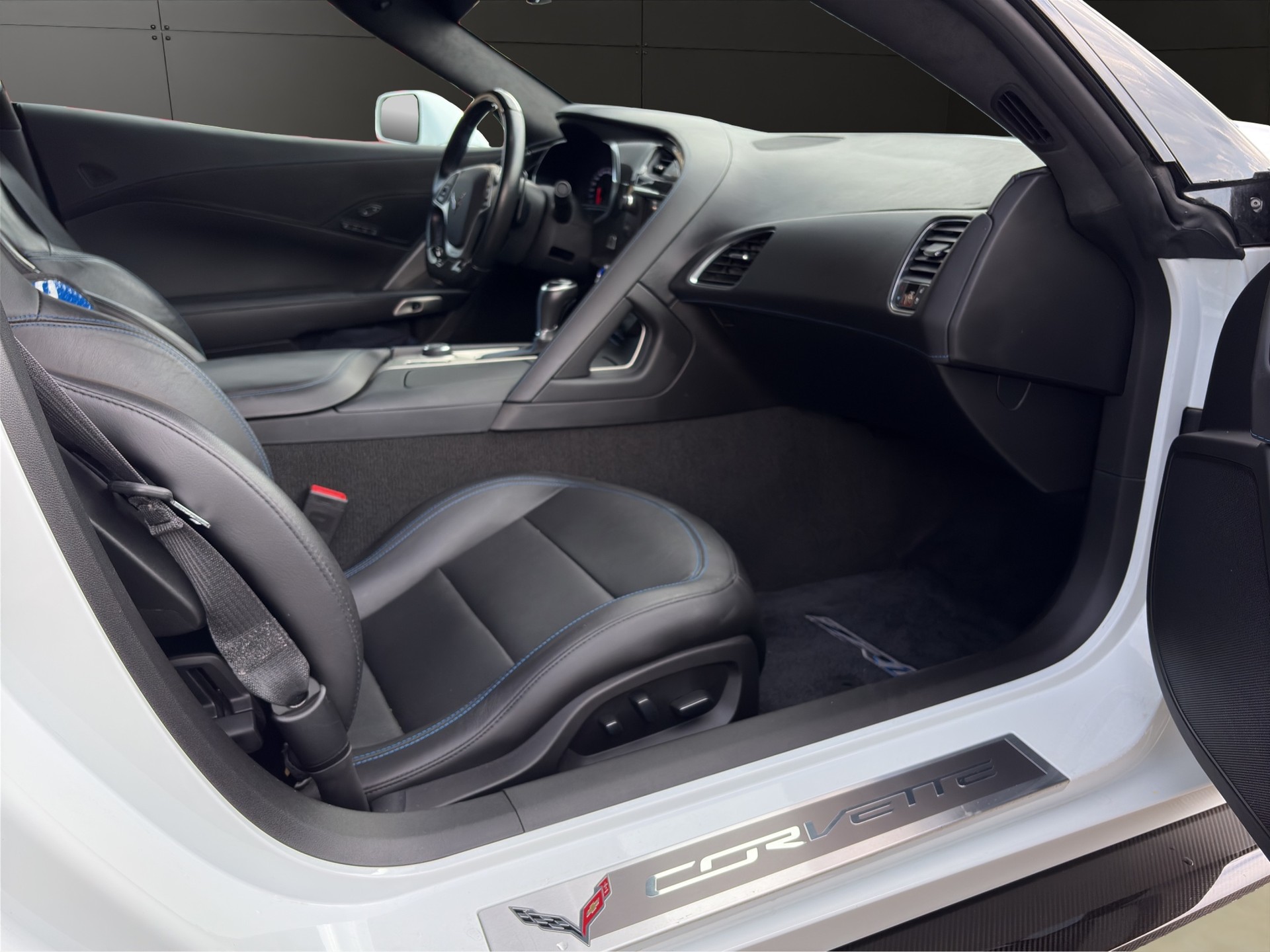 CHEVROLET Corvette ZR1-image-24