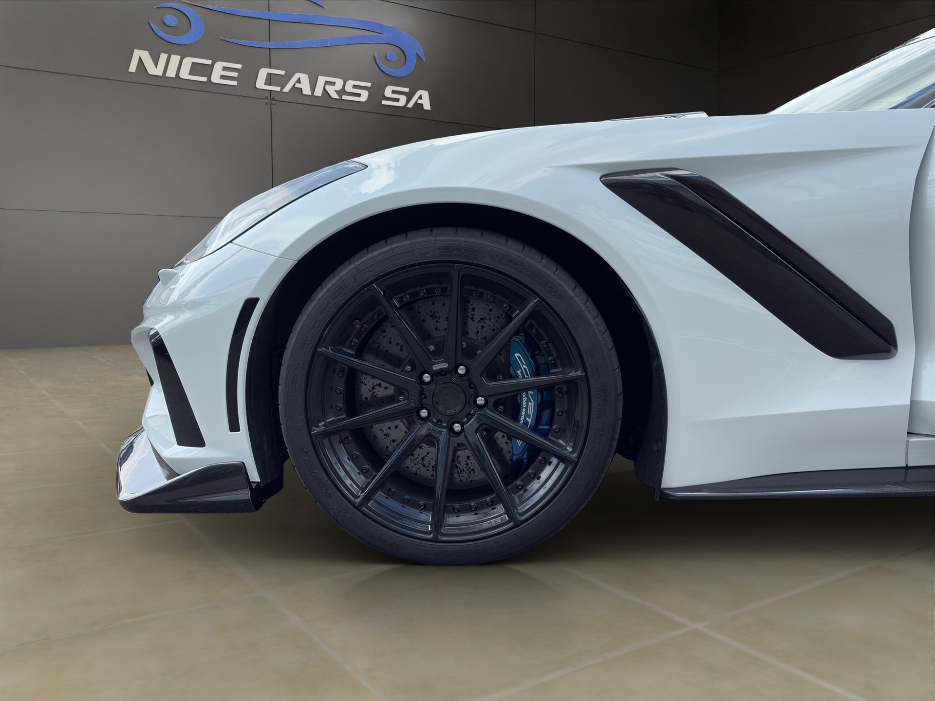 CHEVROLET Corvette ZR1-image-29