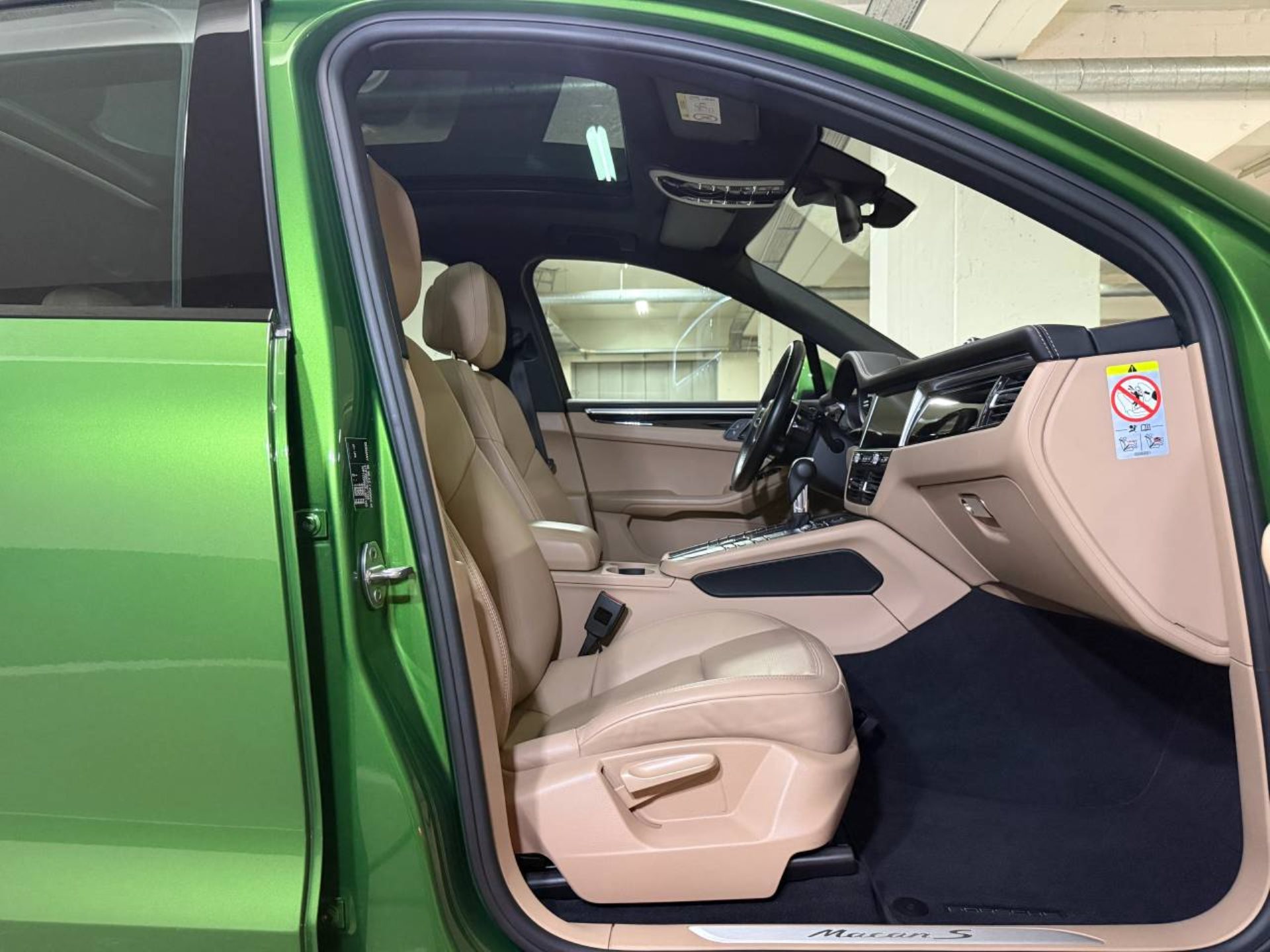 PORSCHE Macan S (MY20)-image-16