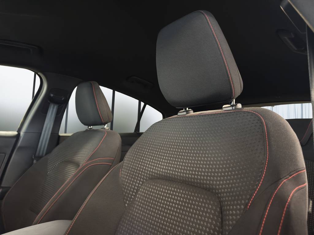 FORD Focus 1.0 MHEV ST-Line X Automat-image-9