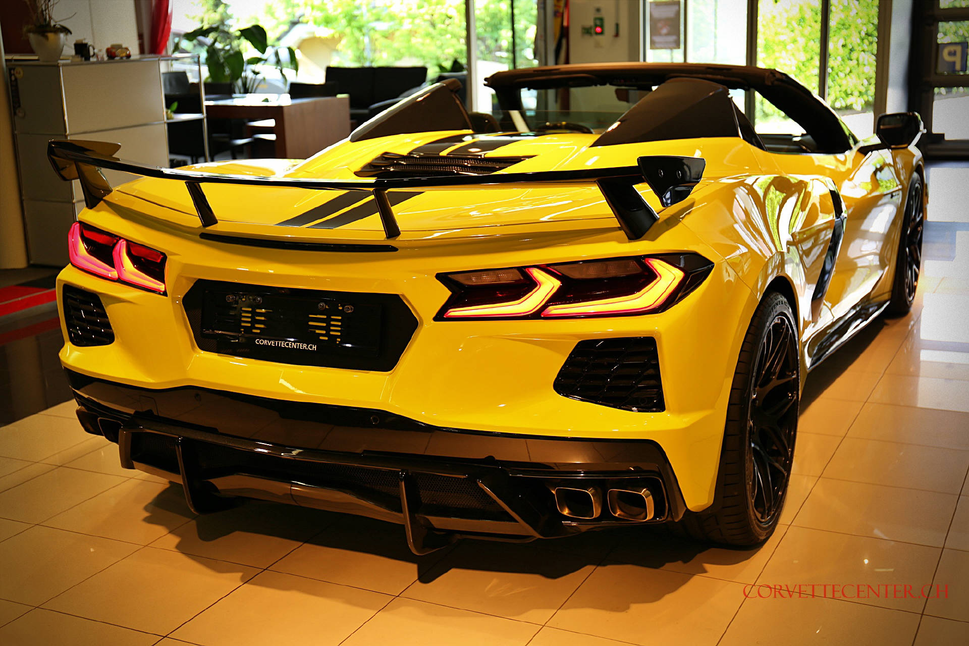 CHEVROLET Corvette Convertible 6.2 V8 3LT Z51-image-9