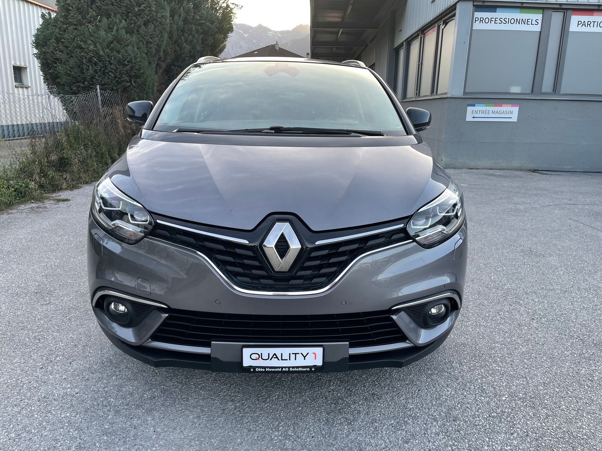 RENAULT Grand Scénic 1.6 dCi Bose EDC-image-12
